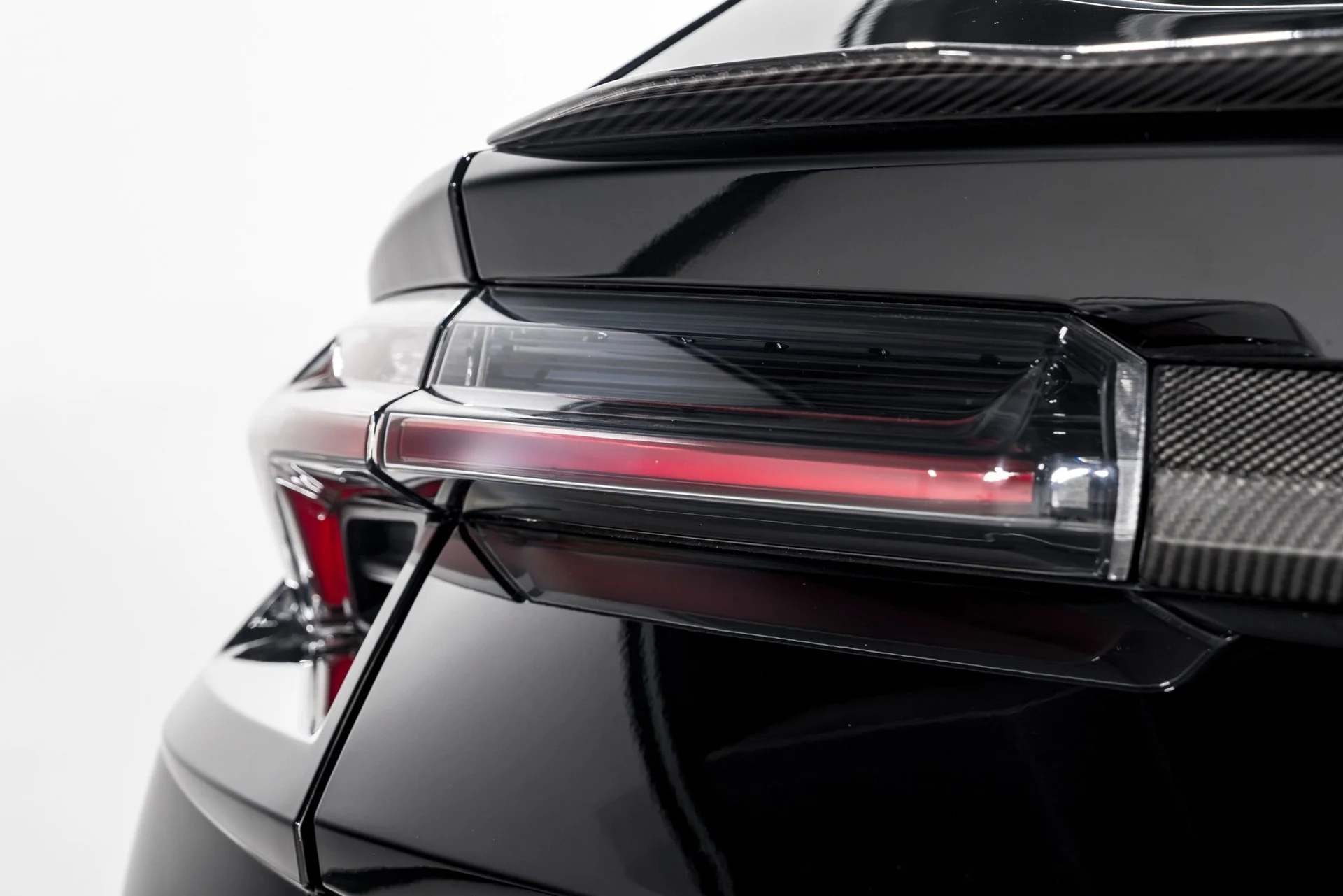 mph061_588590791_14ff92b691d8335a33410d48f124d17bx_dfc0f65e3a