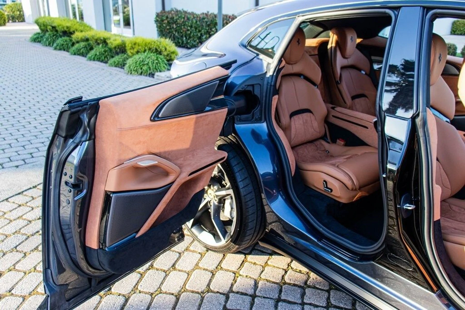 mph061_605528825_410dbccb6ae919b19a10117952950e61x_c1548d0673