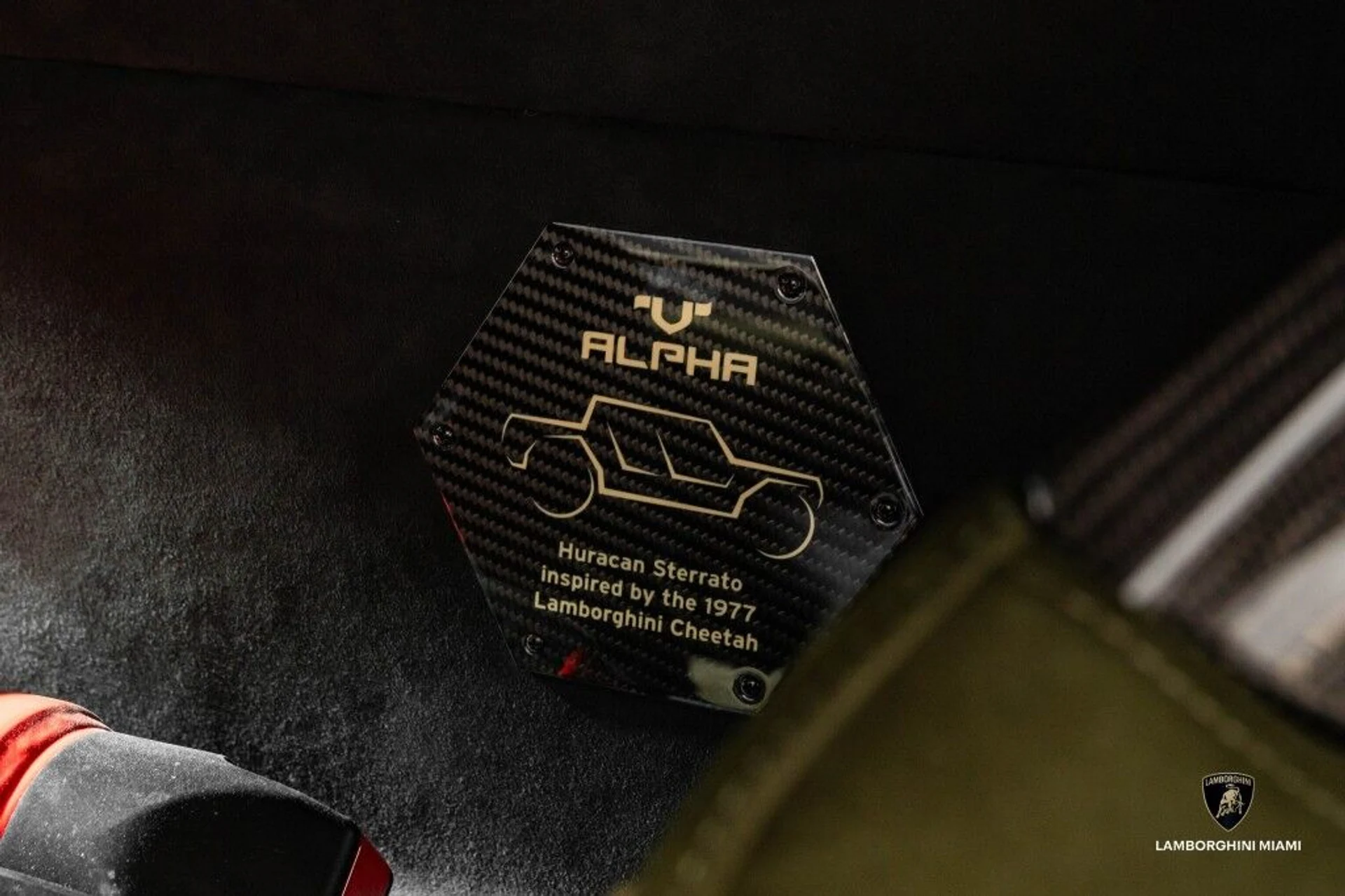 mph061_644685_7bef8c65efefc3cafdf8a854dafd88bc_f0c9bcc1dc