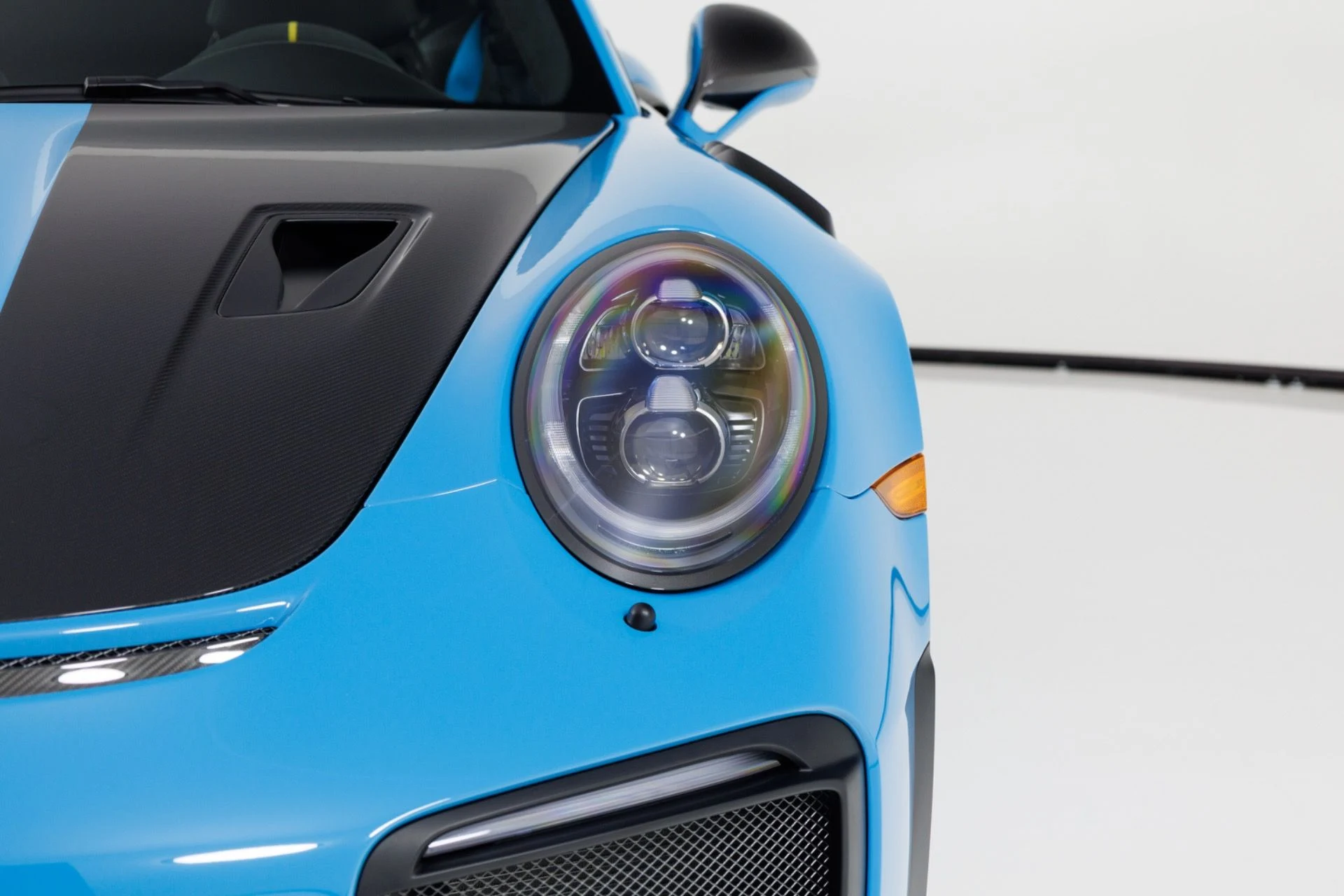 mph061_654231816_Used_2019_Porsche_911_GT_2_RS_1792013921_be7e2d5373
