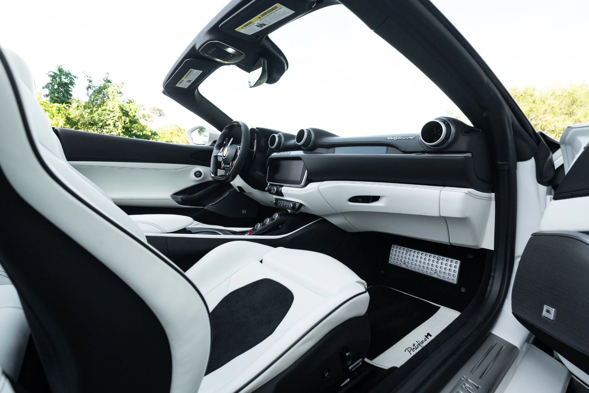 mph061_656406626_Used_2023_Ferrari_Portofino_M_1766185478_6709439811