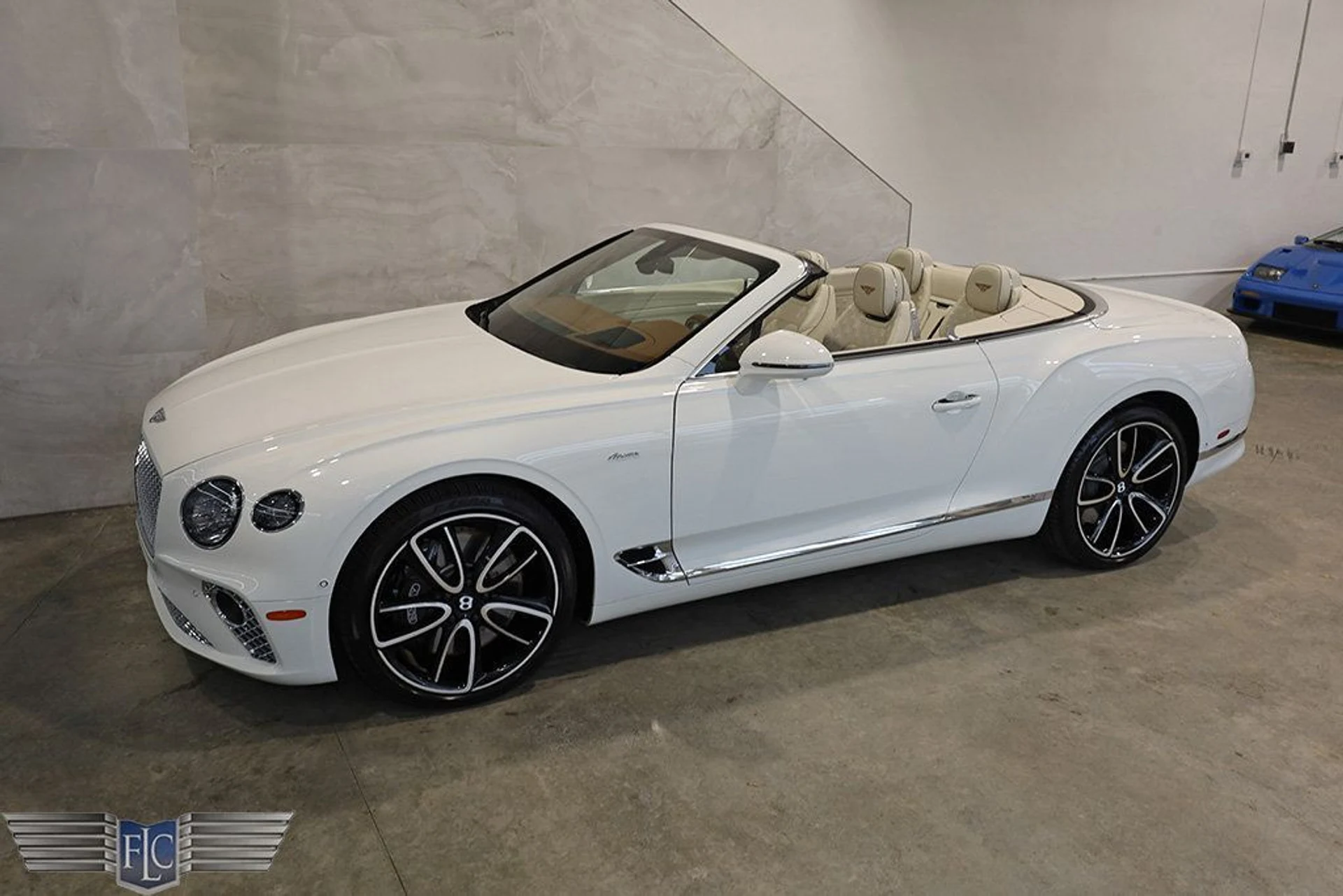 mph061_661801223_used_2023_bentley_continental_gtazureconvertible_9689_22727335_62_1024_177de585d1
