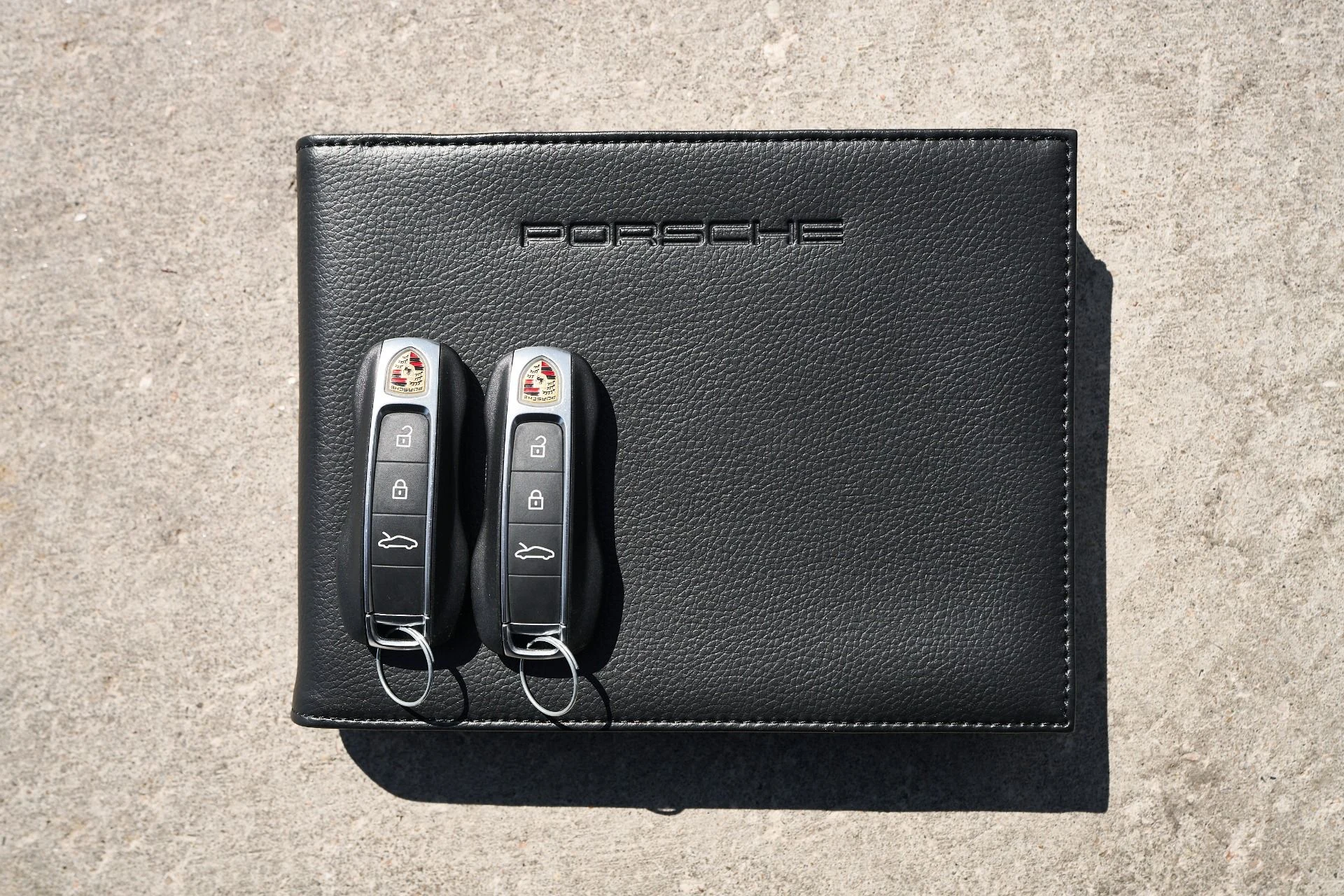 mph061_663602302_Used_2022_Porsche_911_Carrera_S_1760208086_02b8be26b1