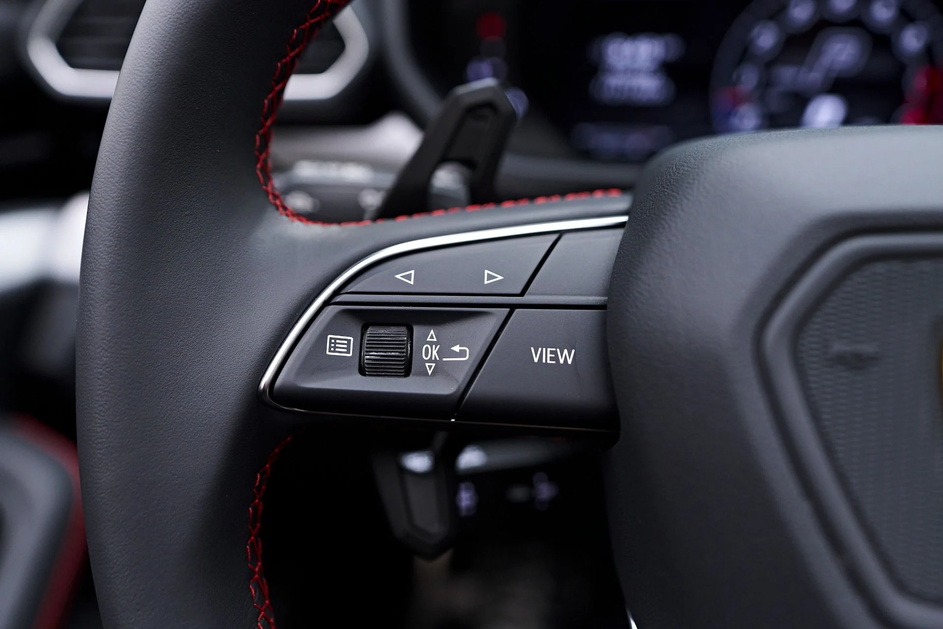 mph061_664430198_Used_2022_Lamborghini_Urus_1753311555_056658333a