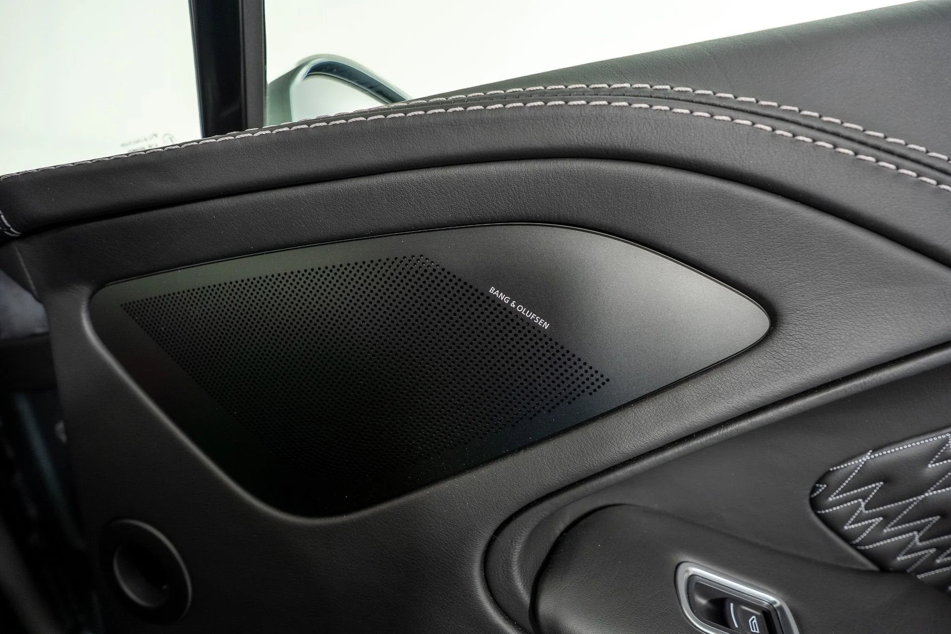 mph061_67666850_f730ac5487594a629b18f63782b18c3a_ac0f310106