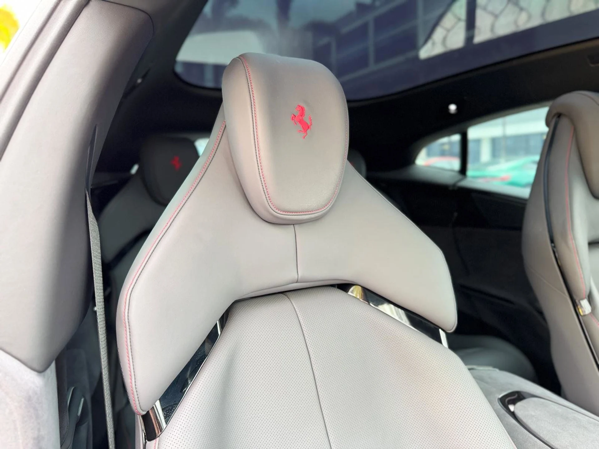 mph061_705497890_c3d5434c260644dc8a9a443e00bd25b9_880e9570f0