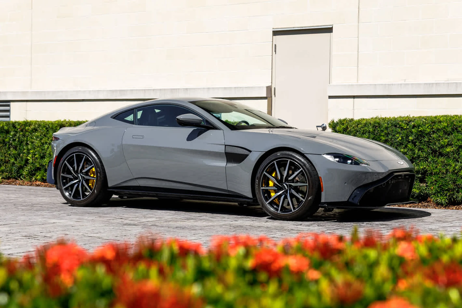 mph061_721855590_62_07f84dc199