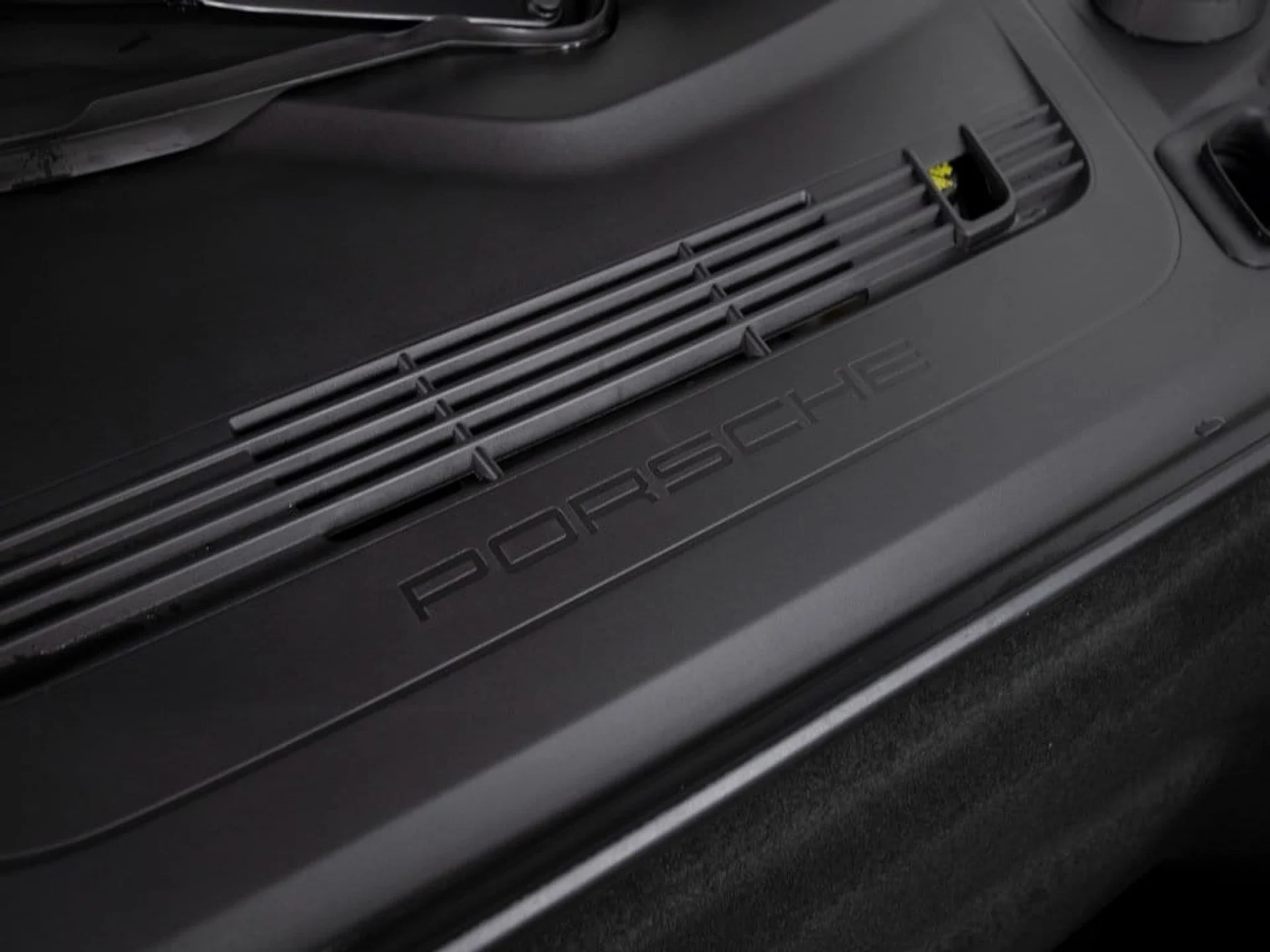 mph061_740434124_44c0c0612217a10e10e26b23e096b1e0x_1ef3851f81