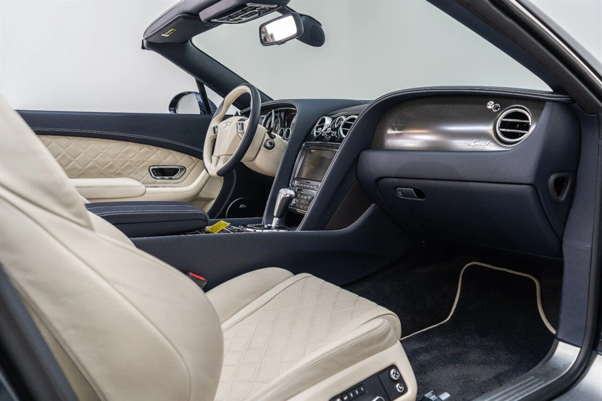 mph061_742728357_dd49b0e92c_1280_e710f2c8b4