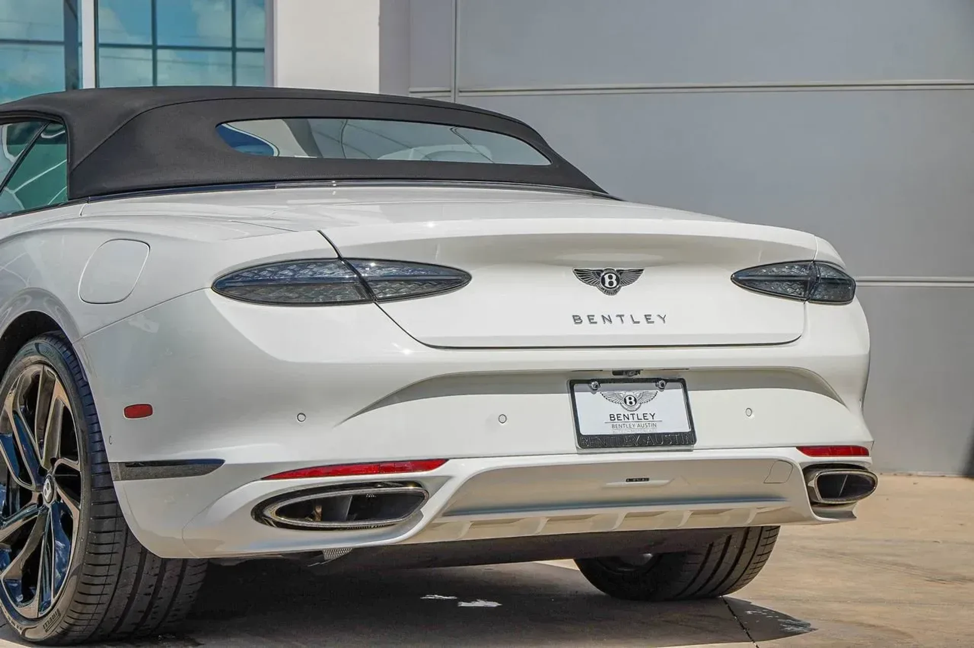 mph061_746335046_5de95a0f0f71453b8355ec0a9d03a962_8c5f7b2505