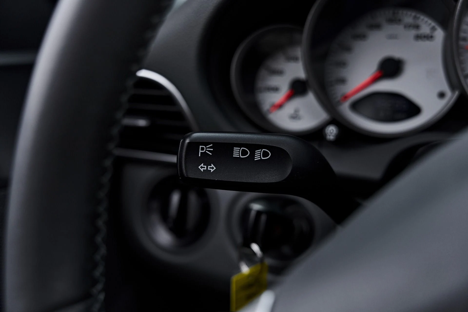 mph061_798502240_Used_2005_Porsche_911_Carrera_S_1791837371_8886a69d58