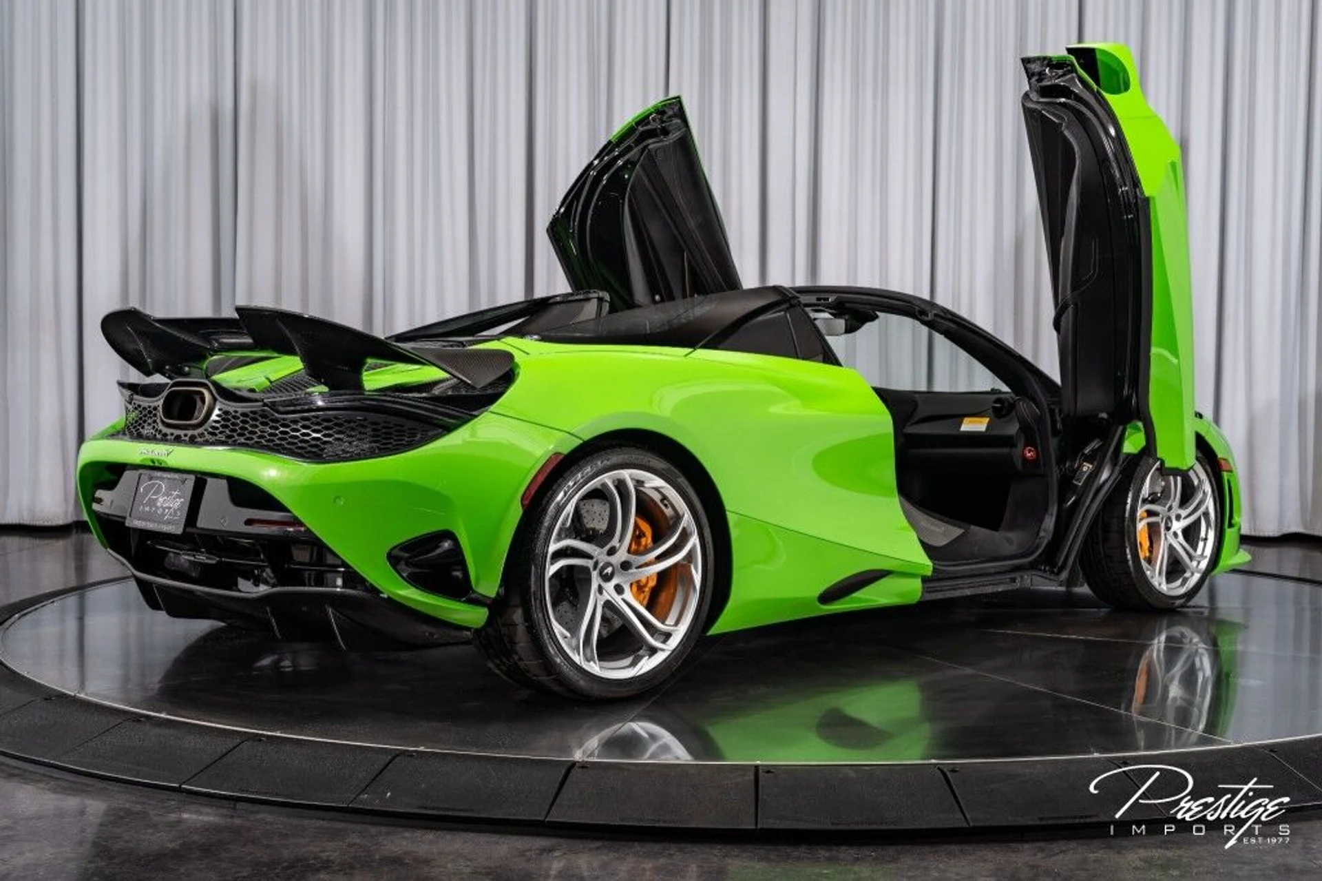 mph061_805174479_8179fb37958555545377c82e9e732734_504ea437fa