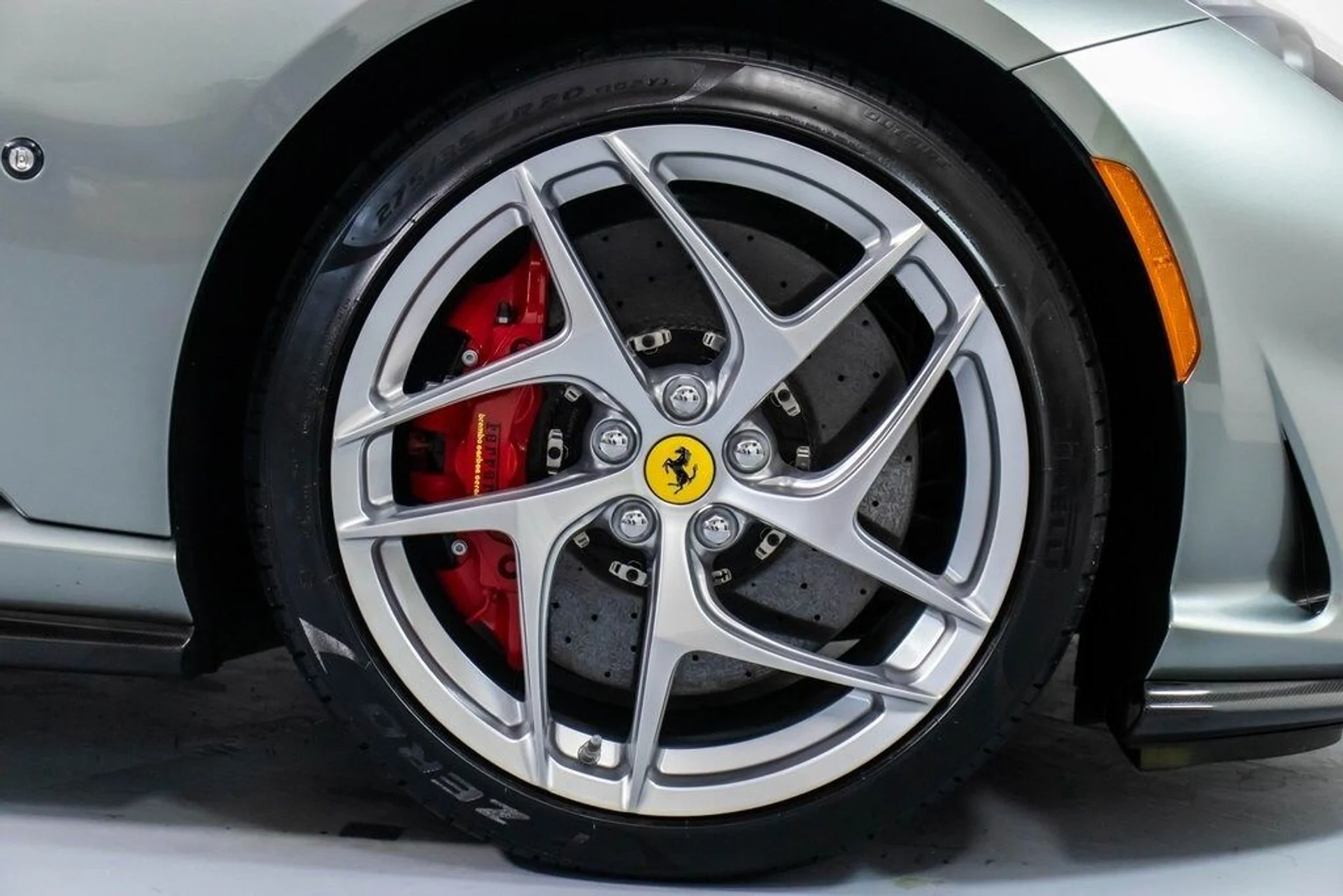 mph061_830610367_7d8c0bb34c79687c3b2db3efe1b4fa4cx_e33214c1e5