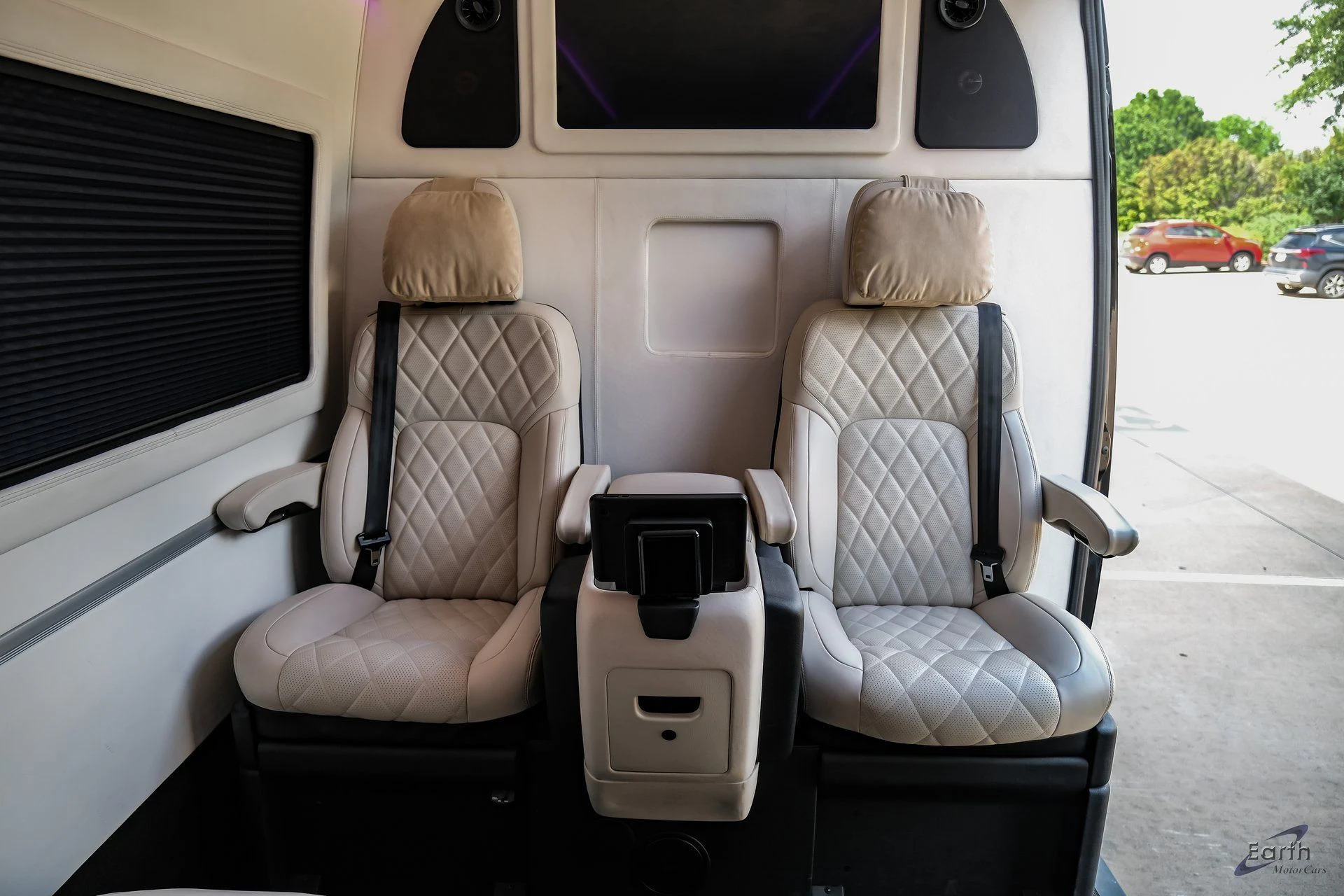 mph061_844757747_9f96ffe1a3c689fc9d8bf00f3186251fx_40dc49b006