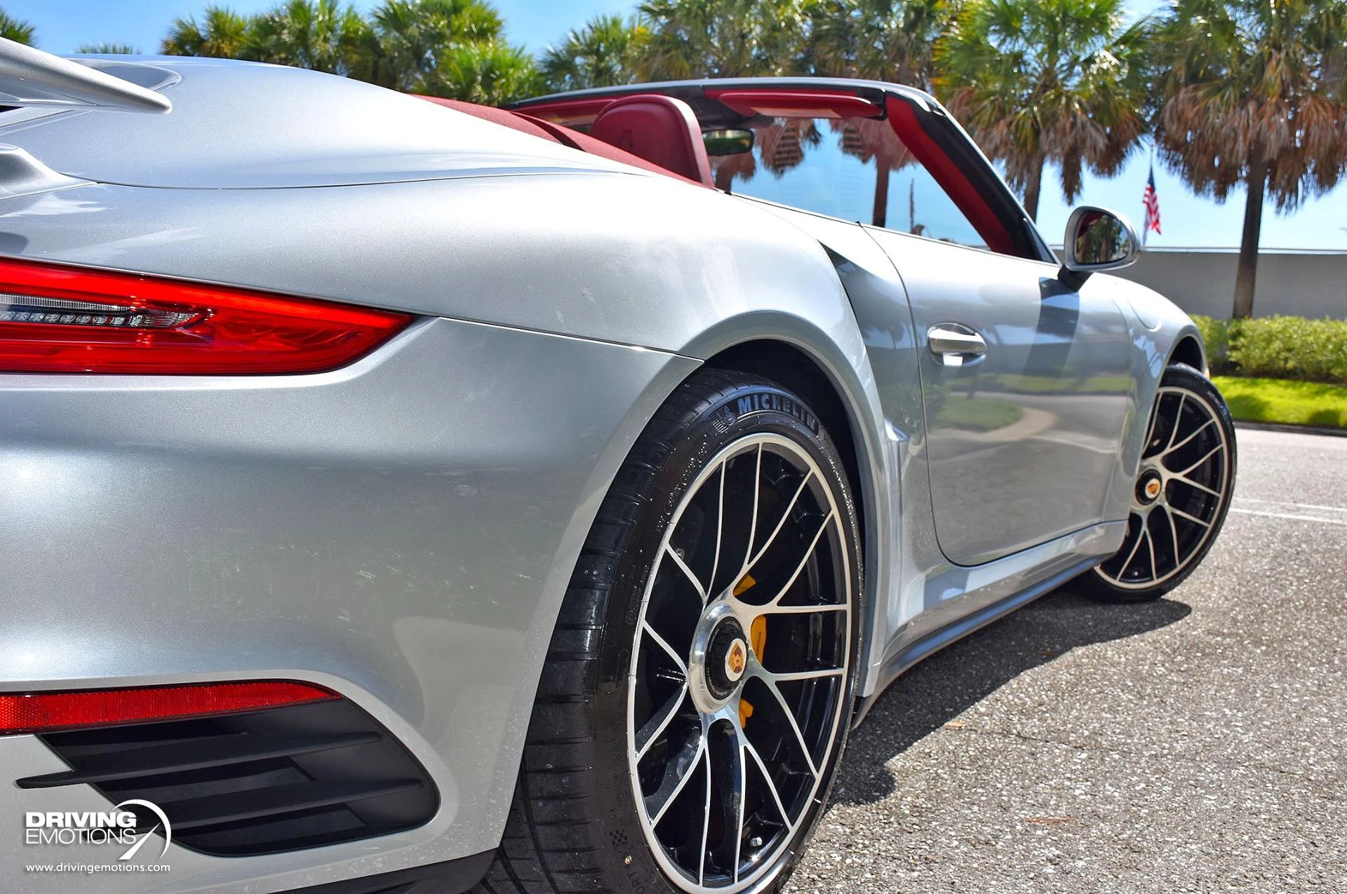 mph061_847494869_866_p62_l_ce8505bec9