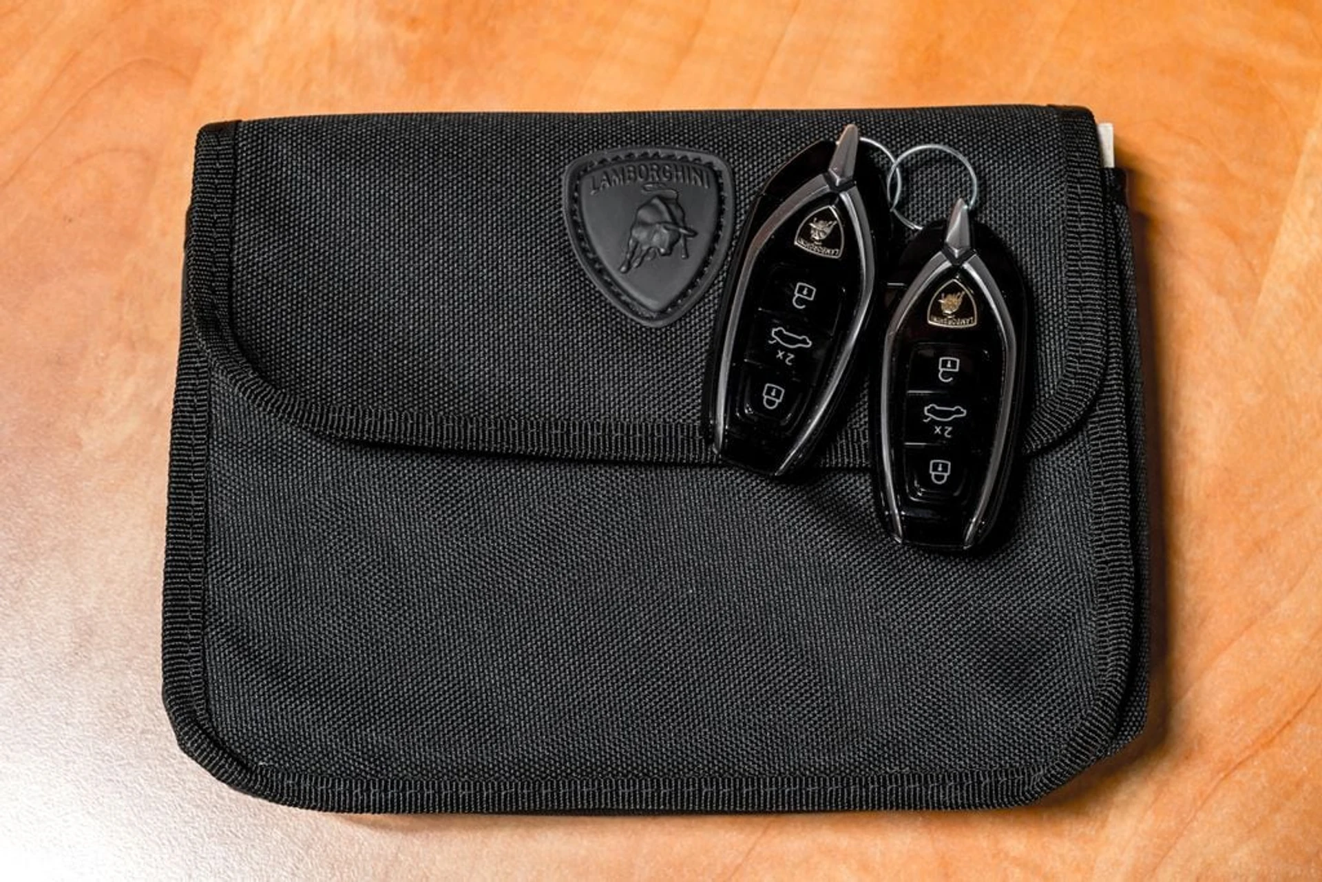 mph061_887858573_98ae0c79c068f67be703d36114f93096x_0a4941354e