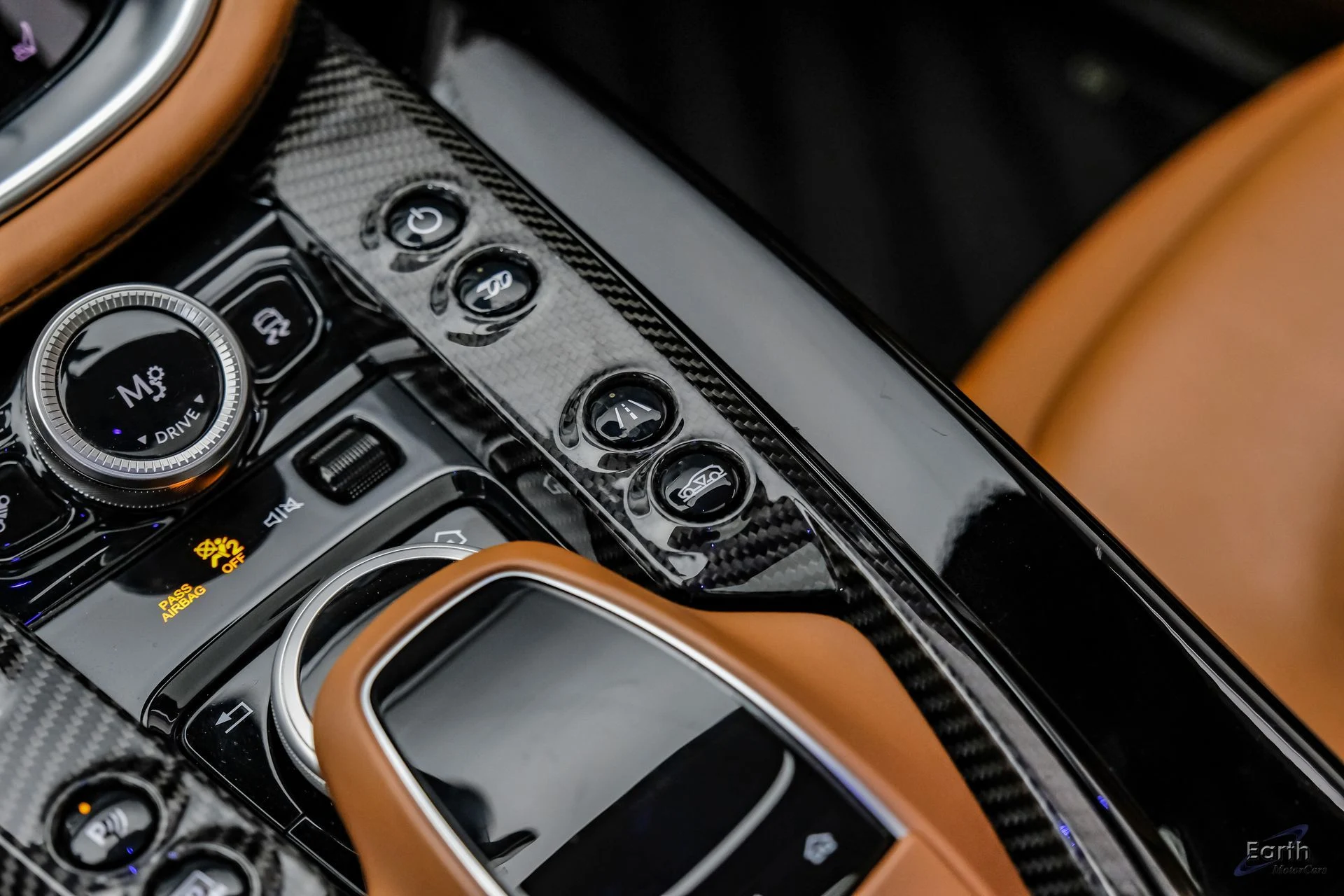 mph061_928199343_cbccf70e7882523d4e3a8e7d34625c00x_f7b5af4fe4