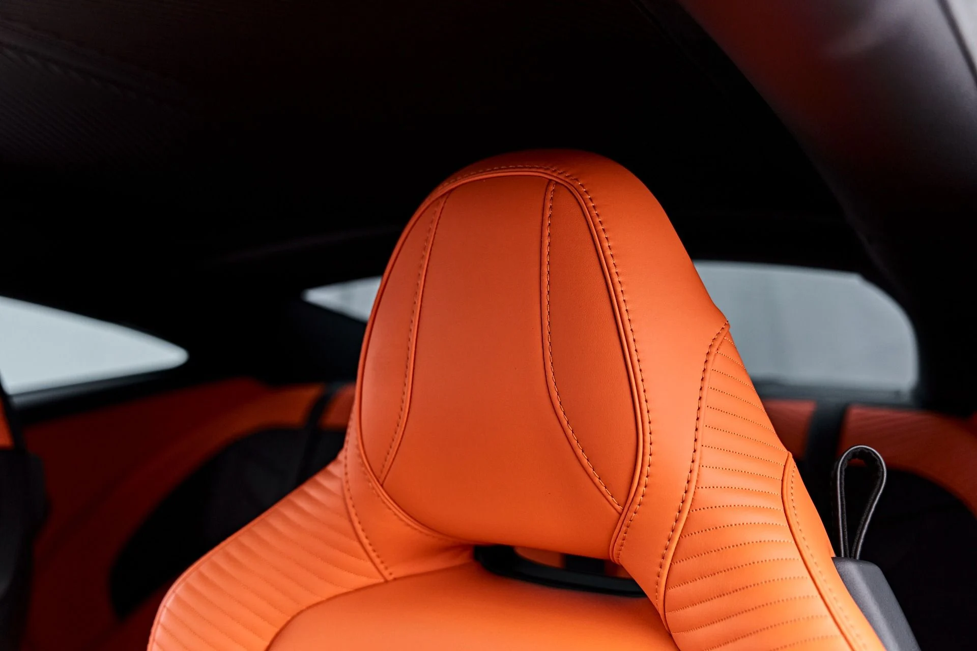 mph061_93565977_Used_2023_Aston_Martin_DBS_Ultimate_1787789487_e95e4641a7