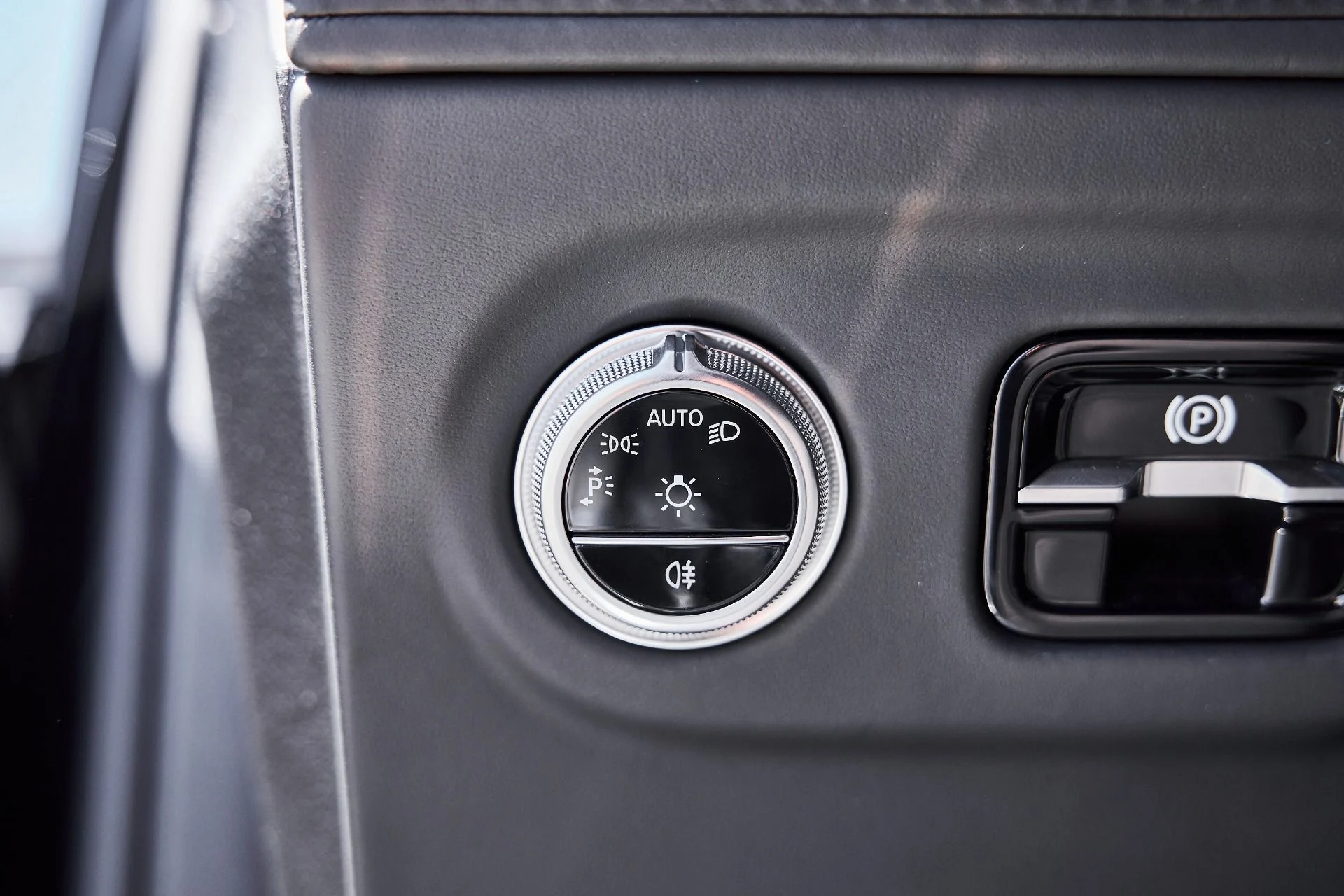 mph061_967412363_Used_2024_Mercedes_Benz_EQS_Maybach_EQS_680_1775326092_e81b685521