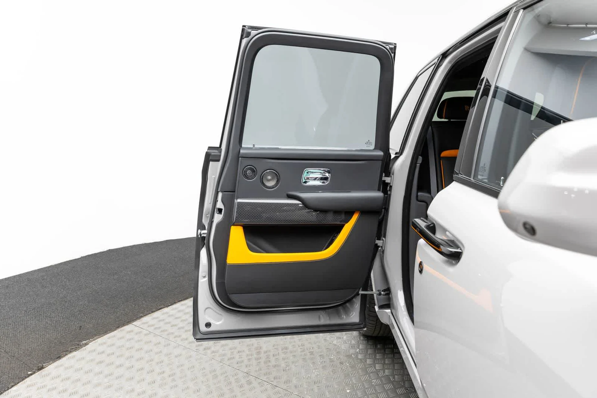 mph062_1012774543_63_7e24b2ee88