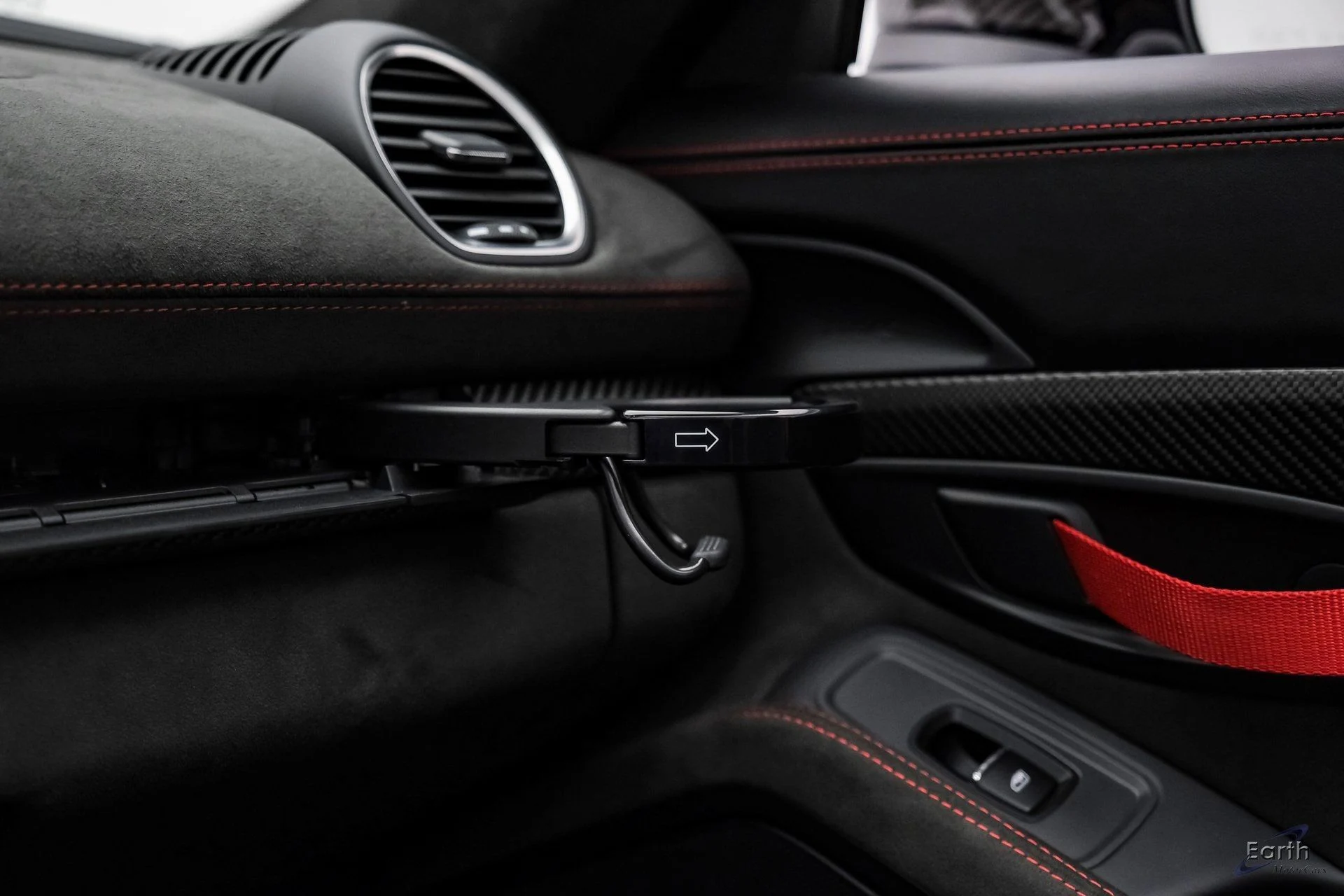 mph062_1021750085_3fd35c0473e59e0782b5689af47e593ex_e3714df5db