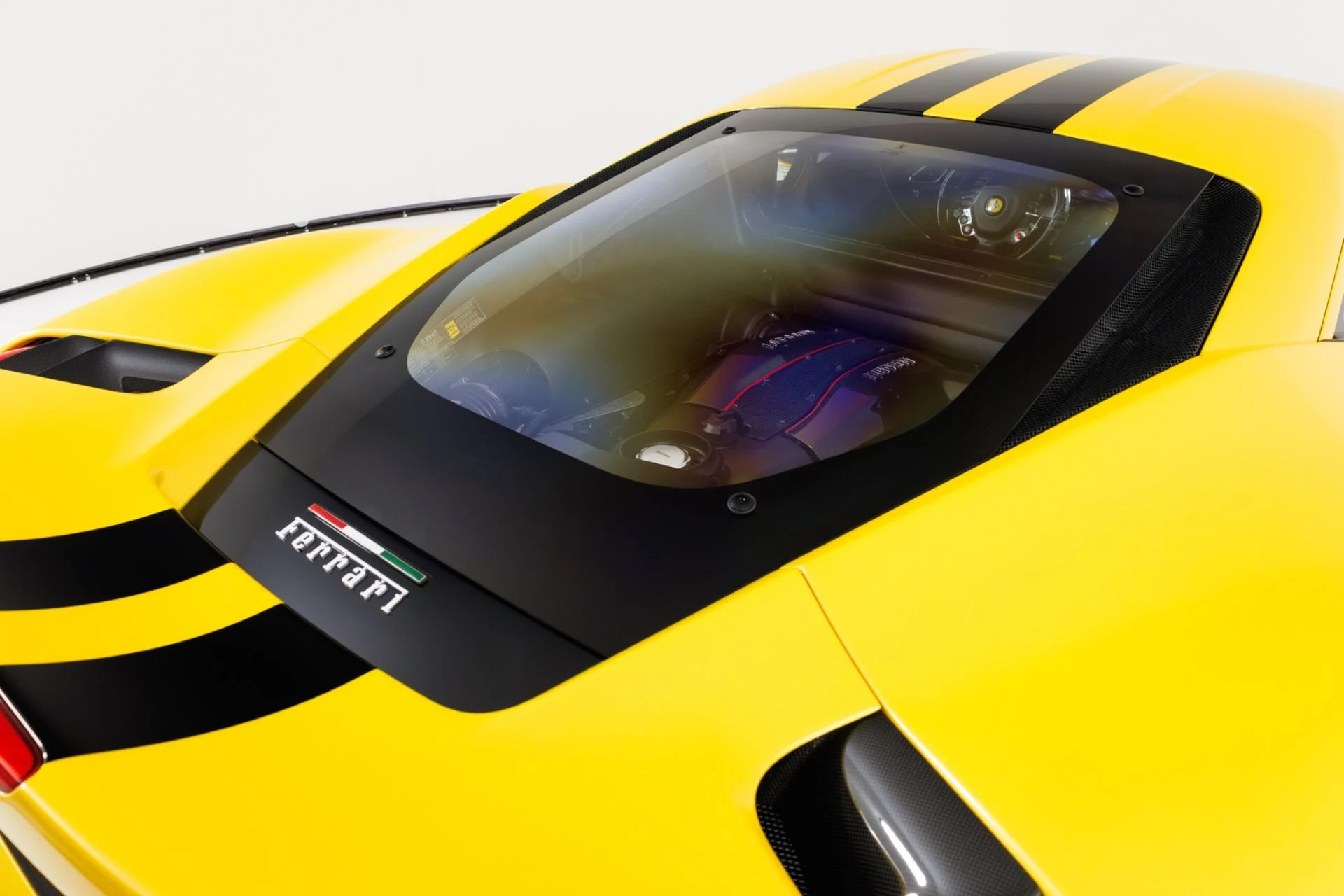 mph062_1028939032_Used_2020_Ferrari_488_Pista_1773687206_e7befbe9e1