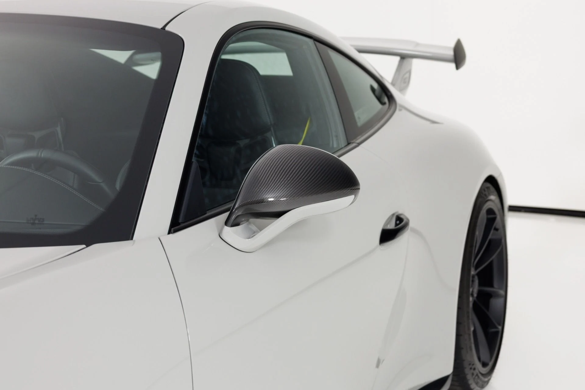 mph062_1120482890_Used_2018_Porsche_911_GT_3_1782944835_ab1b41018b