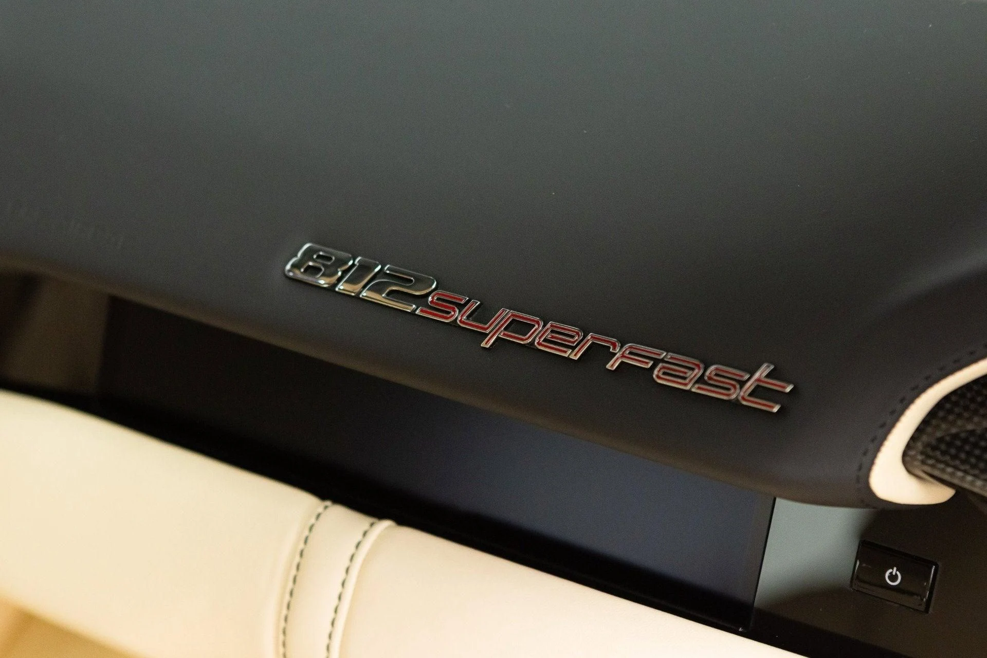 mph062_1124885810_Used_2018_Ferrari_812_Superfast_1777368525_2521414a7c