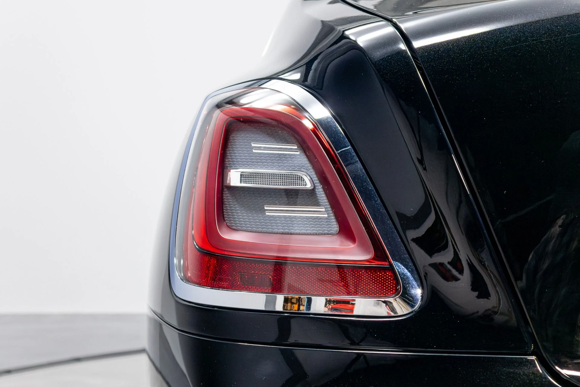 mph062_1177861486_Used_2022_Rolls_Royce_Ghost_1776785010_be4b1ce3ac