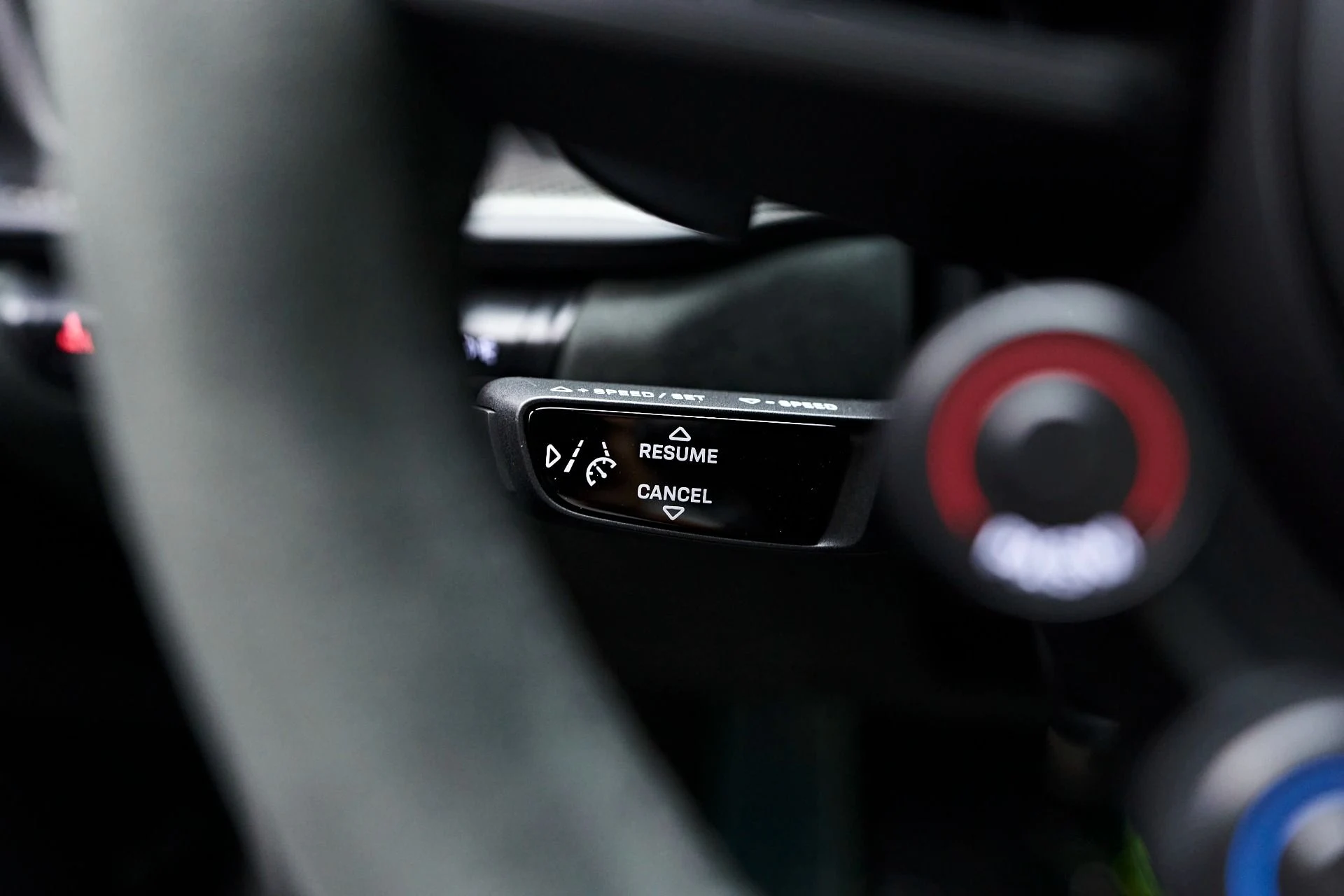 mph062_1179275663_Used_2024_Porsche_911_GT_3_RS_1717031598_7755587ac4