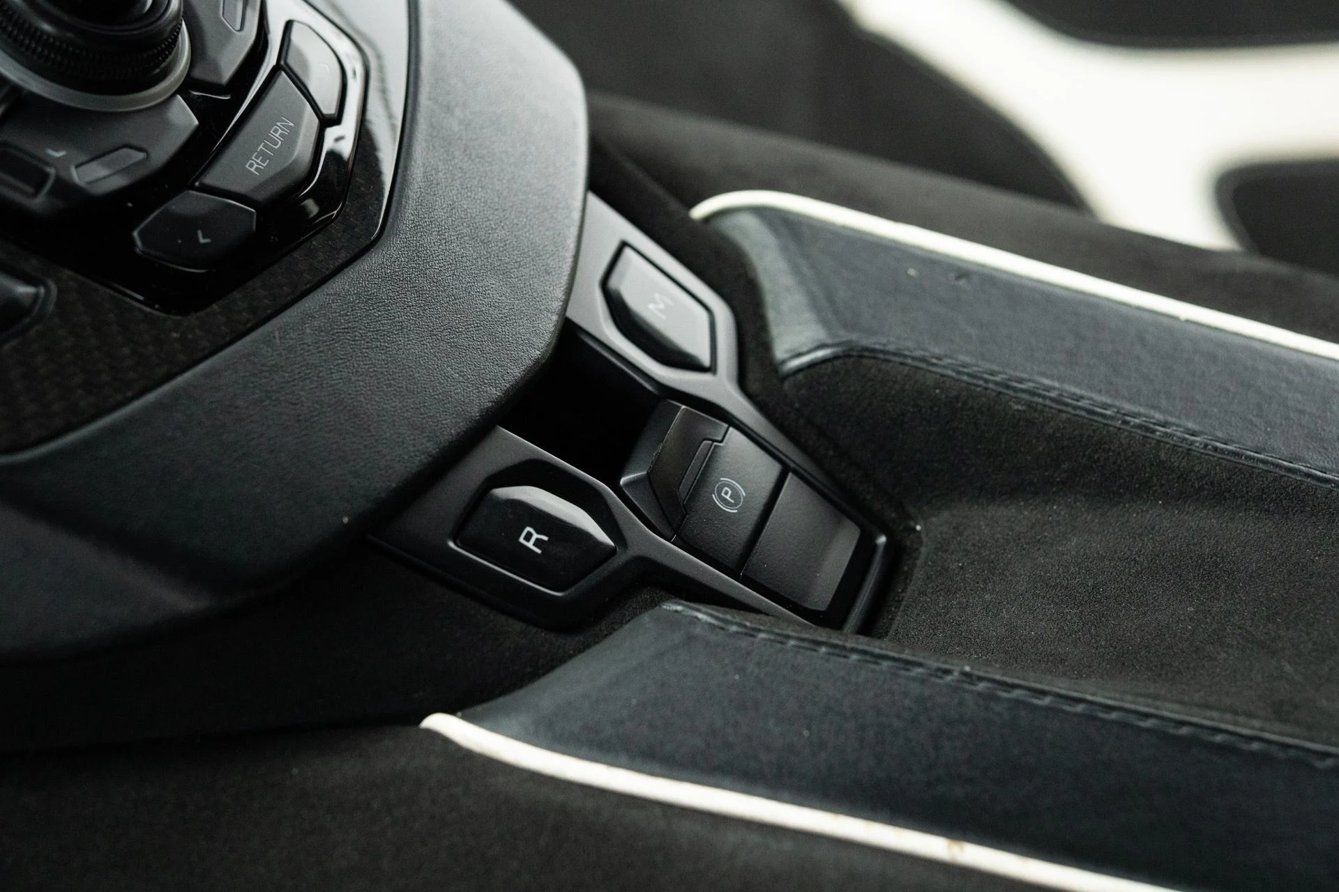 mph062_1186071332_Used_2021_Lamborghini_Aventador_LP_770_4_SVJ_Roadster_1773714572_b13b1e9bdb