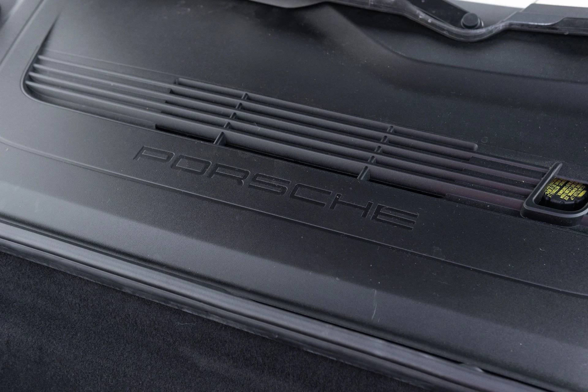 mph062_1198142991_Used_2019_Porsche_911_Turbo_1775252644_ef50144e8c