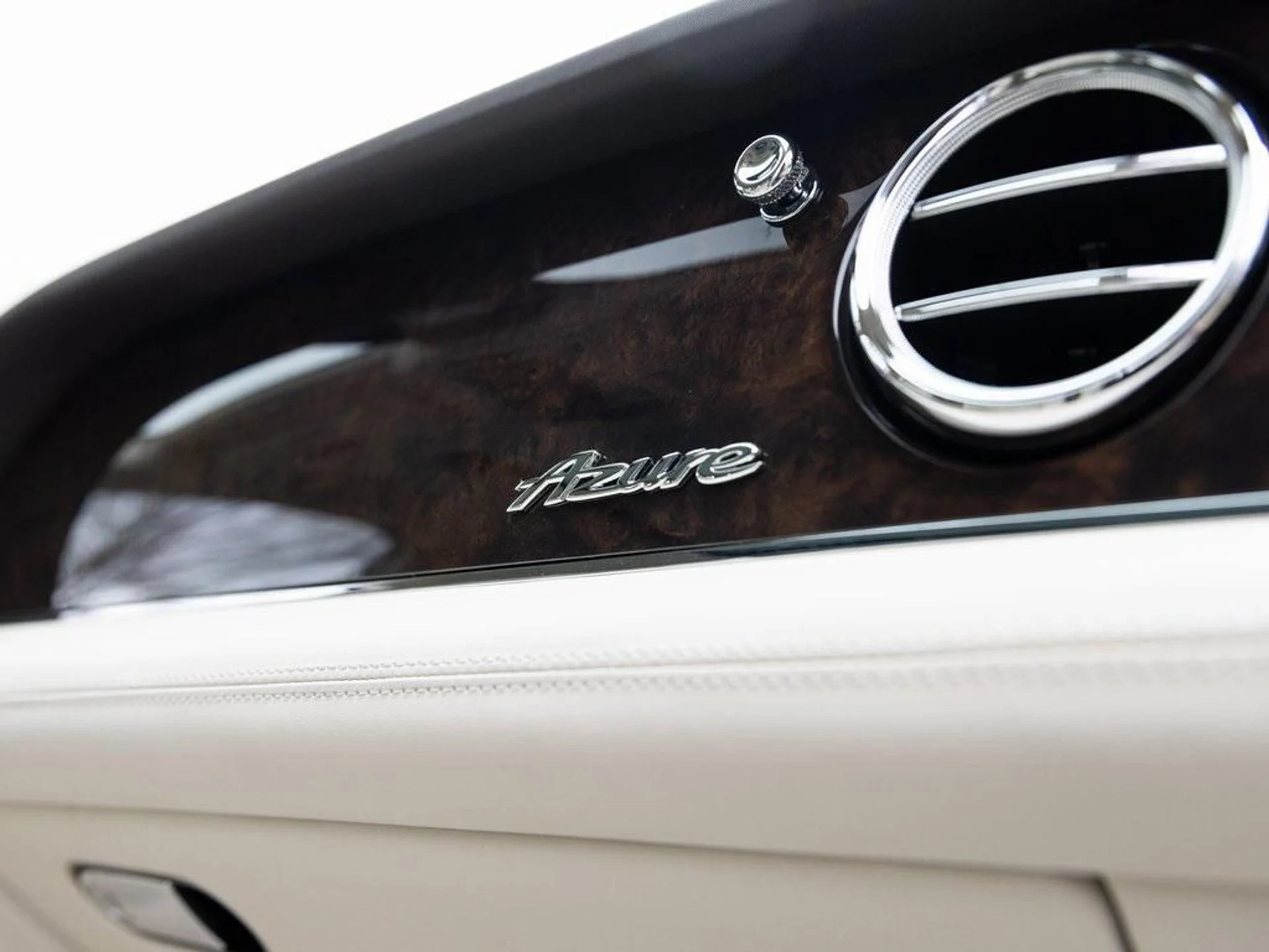 mph062_1238005946_403809831_67c233f26b5617b02de63664_264aa76521