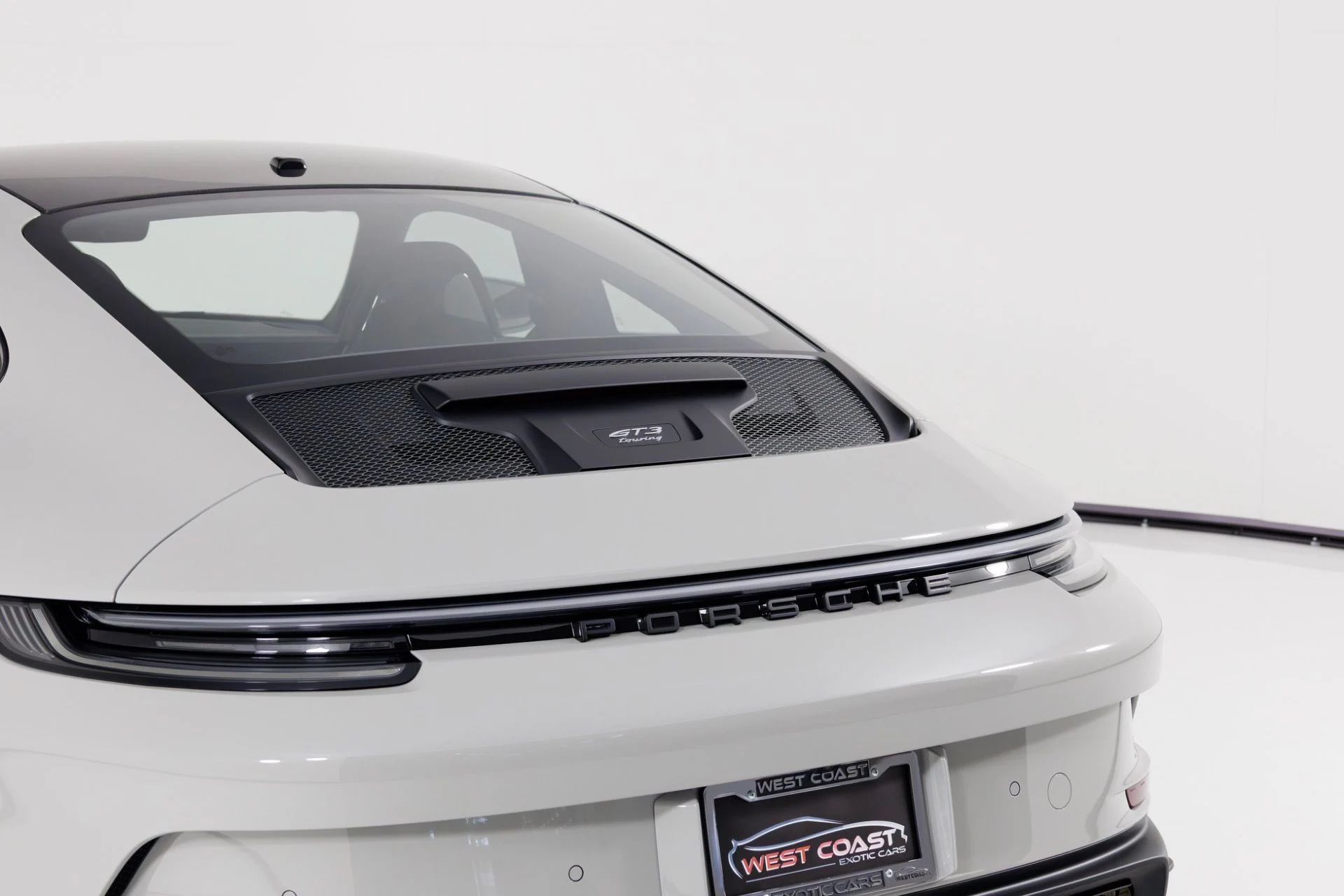 mph062_1239428045_Used_2024_Porsche_911_GT_3_Touring_1767999905_931b5b4396