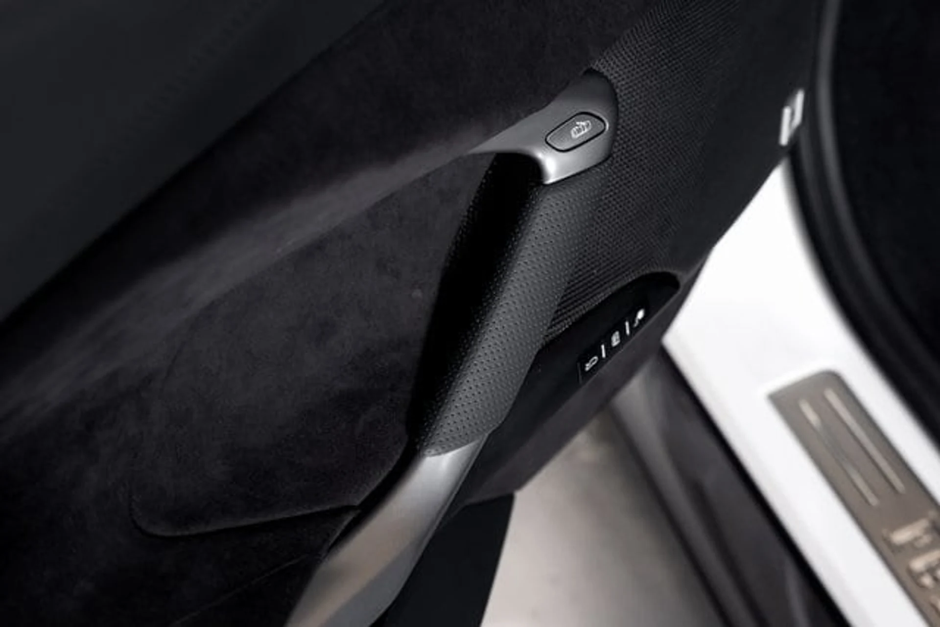 mph062_1254380223_eacea0417fb04f22342c6b80947ae77ax_44a9024186