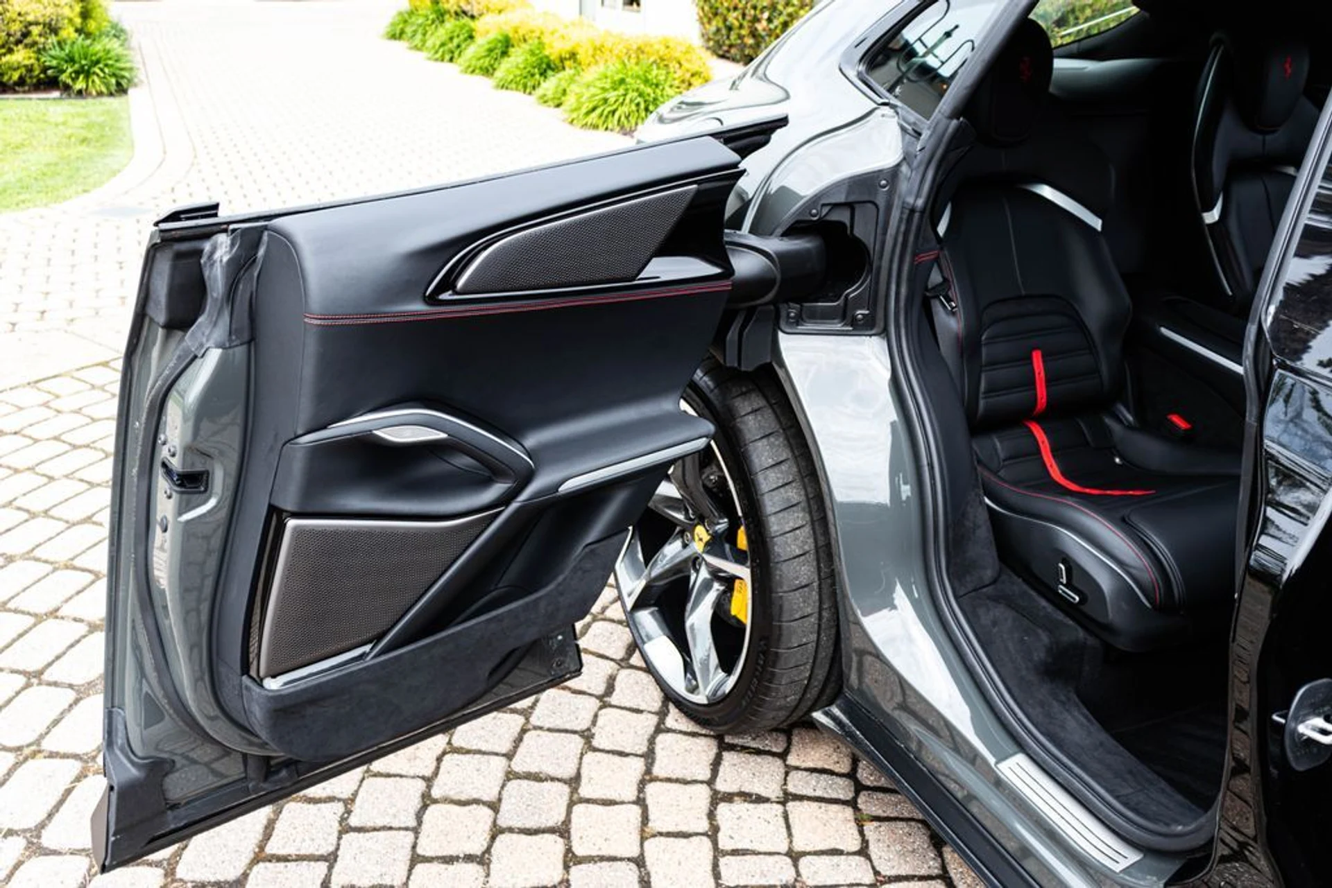 mph062_1258925715_a92352752caa327acc4e8eab42b9f996x_c7a794b92b