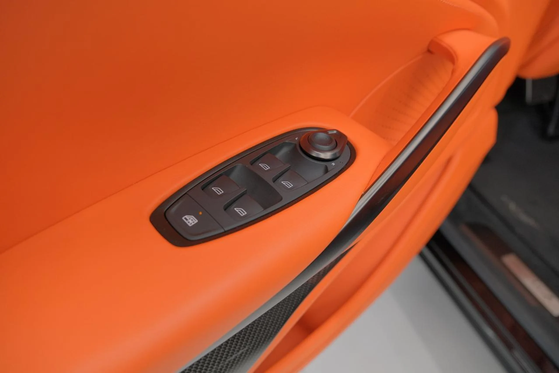 mph062_1322884333_746cc5fa01322d6a142719af47f1a2b7_9c4f7ae2f7