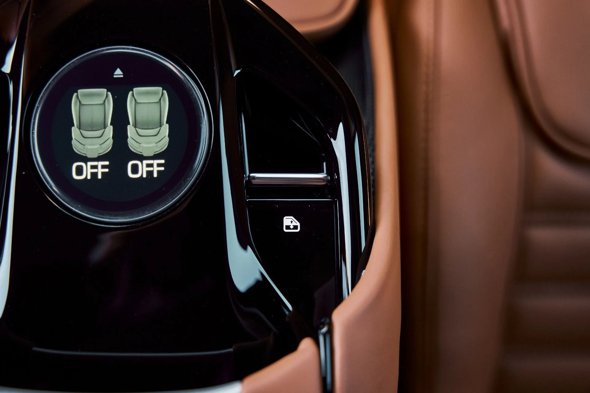 mph062_1394219658_Used_2026_Ferrari_Purosangue_1771462152_f5369bcc13