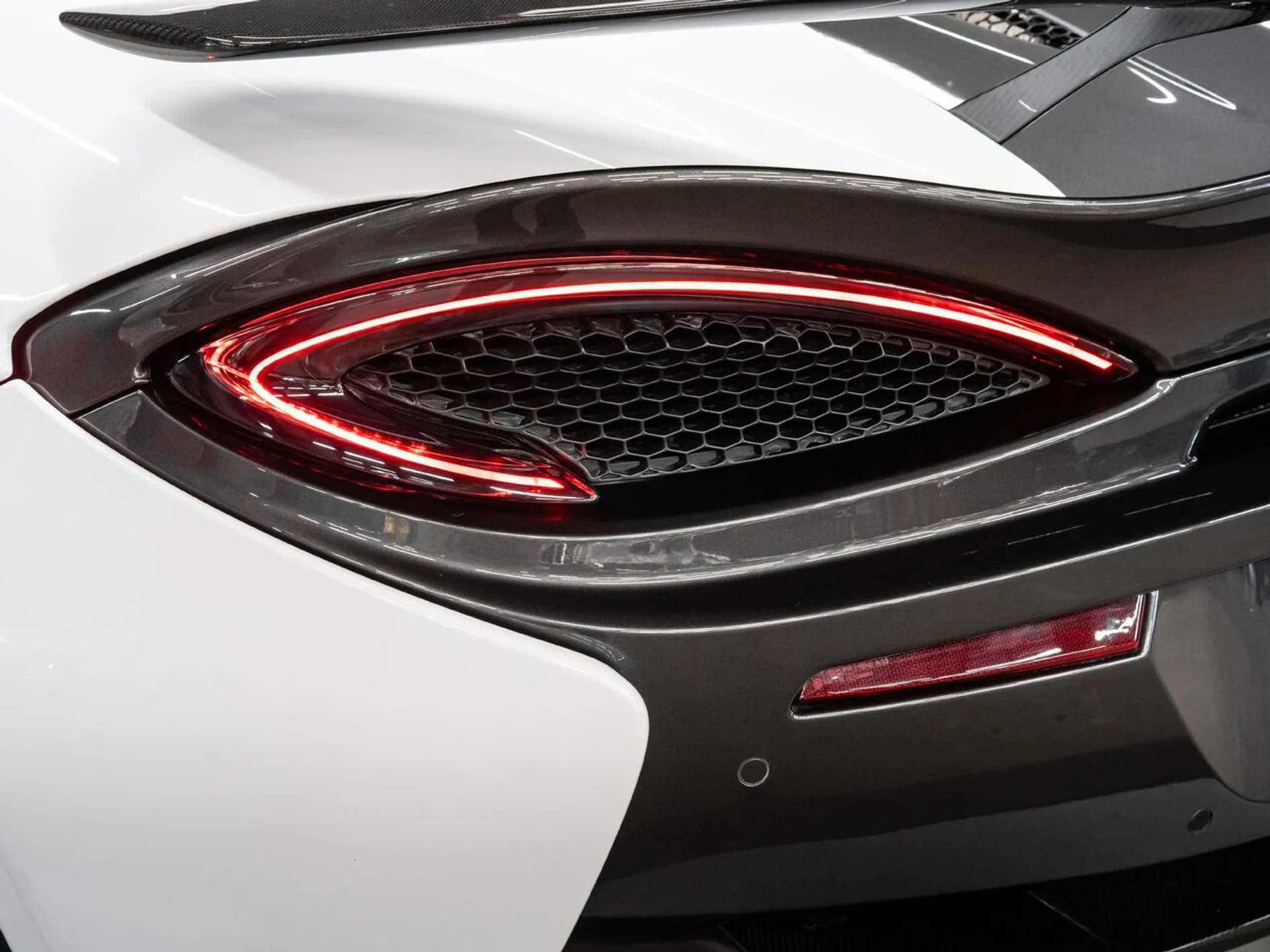 mph062_1432675057_mclaren_570s_2019_75f7bfc753