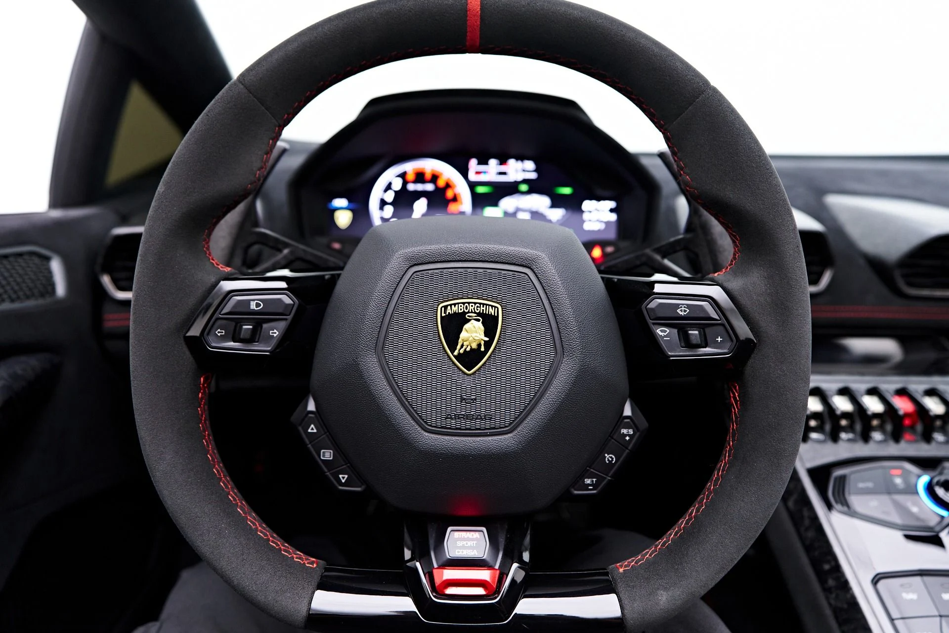 mph062_1443256082_Used_2018_Lamborghini_Huracan_Performante_1754074926_a6abd10e7e