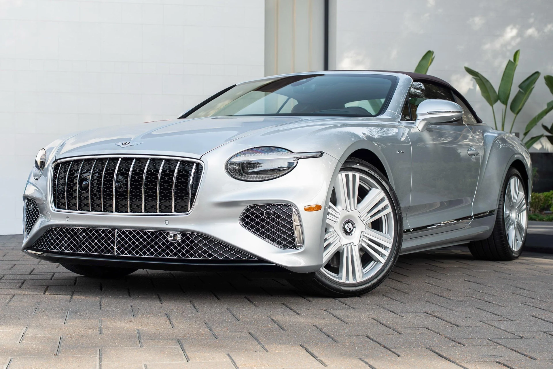 mph062_145942258_477619926_69423feb6f06135f3b57d9ff_c0abe6258a