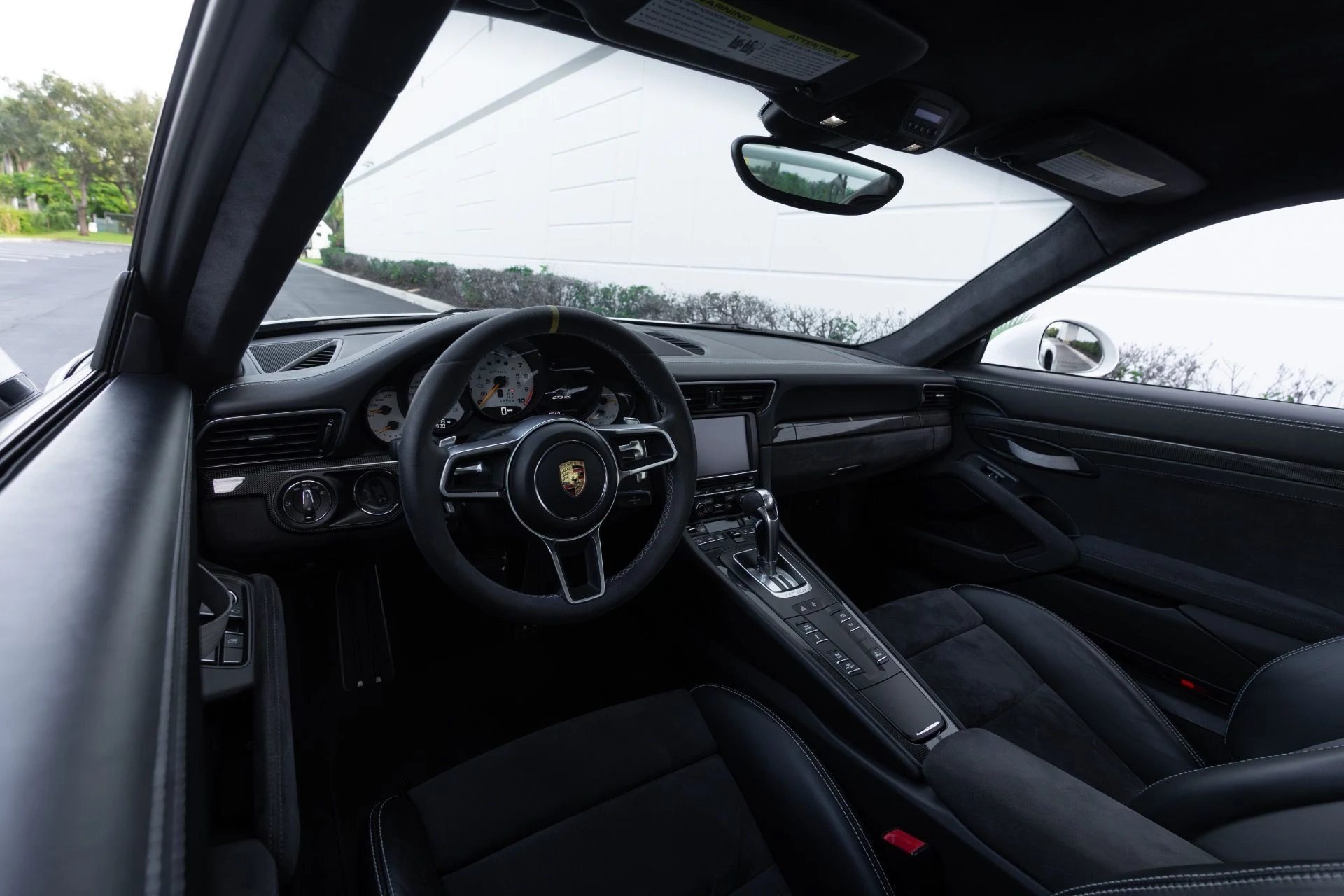 mph062_1465010185_Used_2016_Porsche_911_GT_3_RS_1761756649_394be6a7db