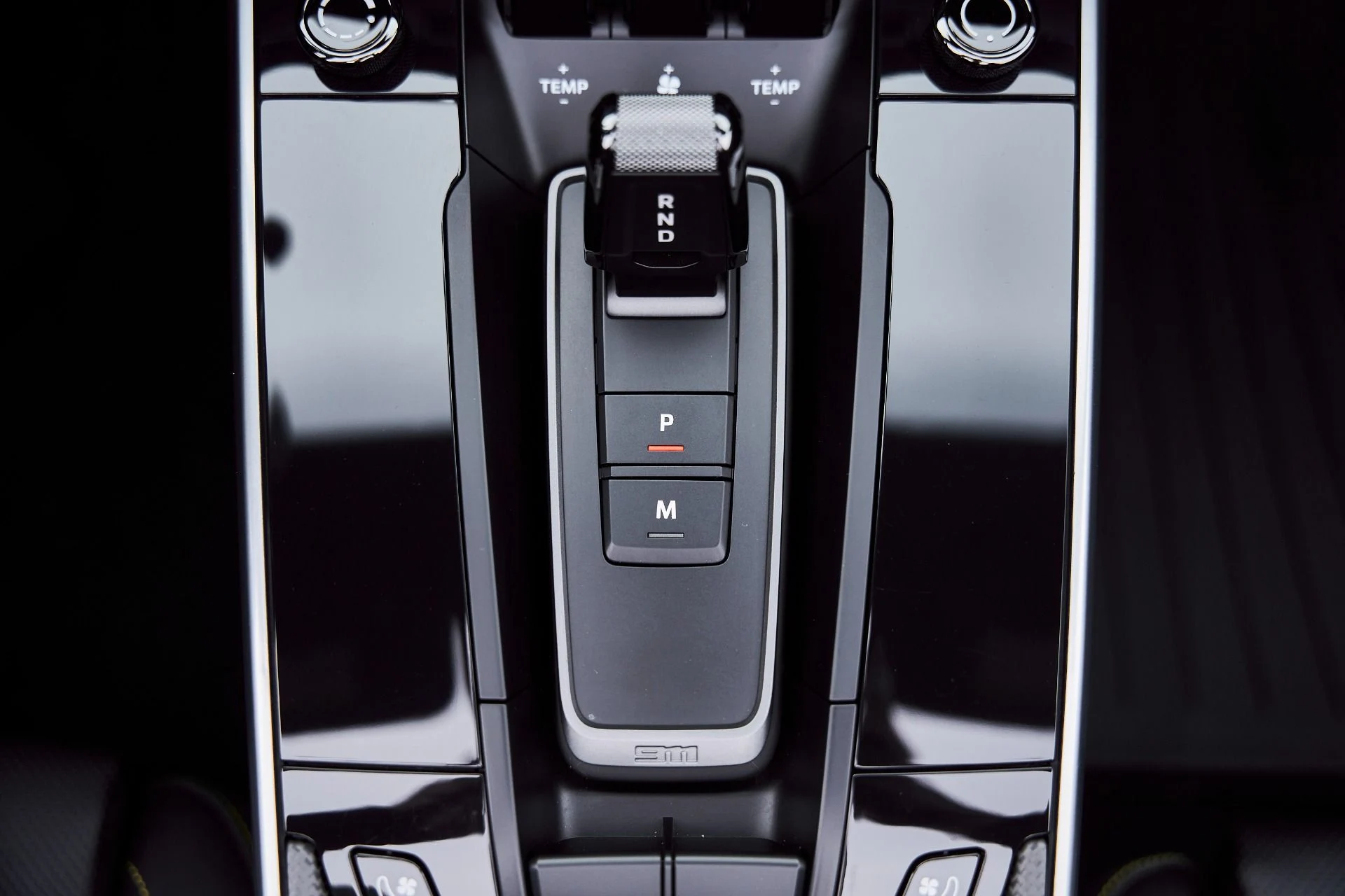 mph062_1526041694_Used_2025_Porsche_911_Turbo_S_1770776380_fada993830