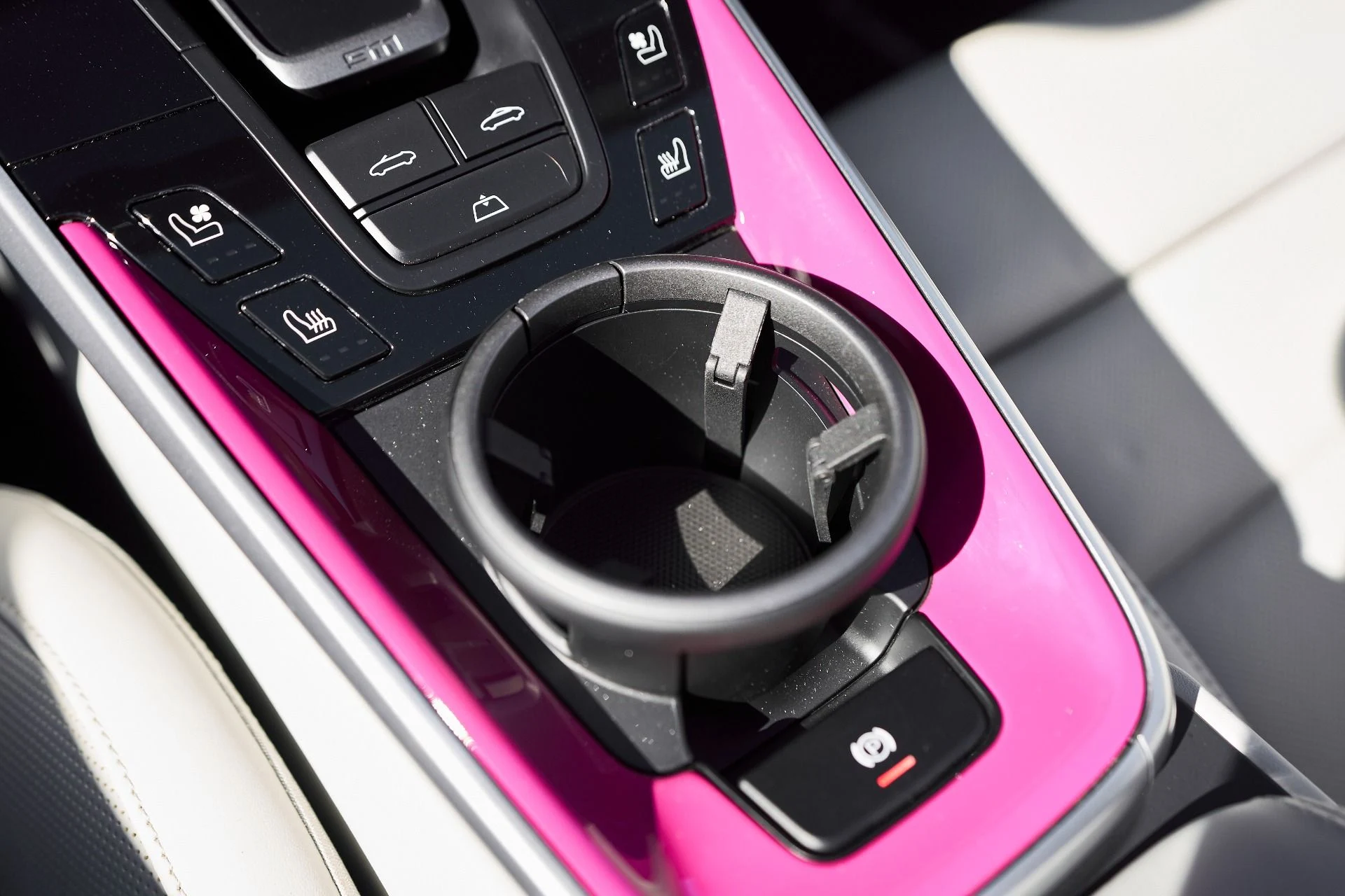 mph062_1562150791_Used_2023_Porsche_911_Turbo_1762568204_e573778235