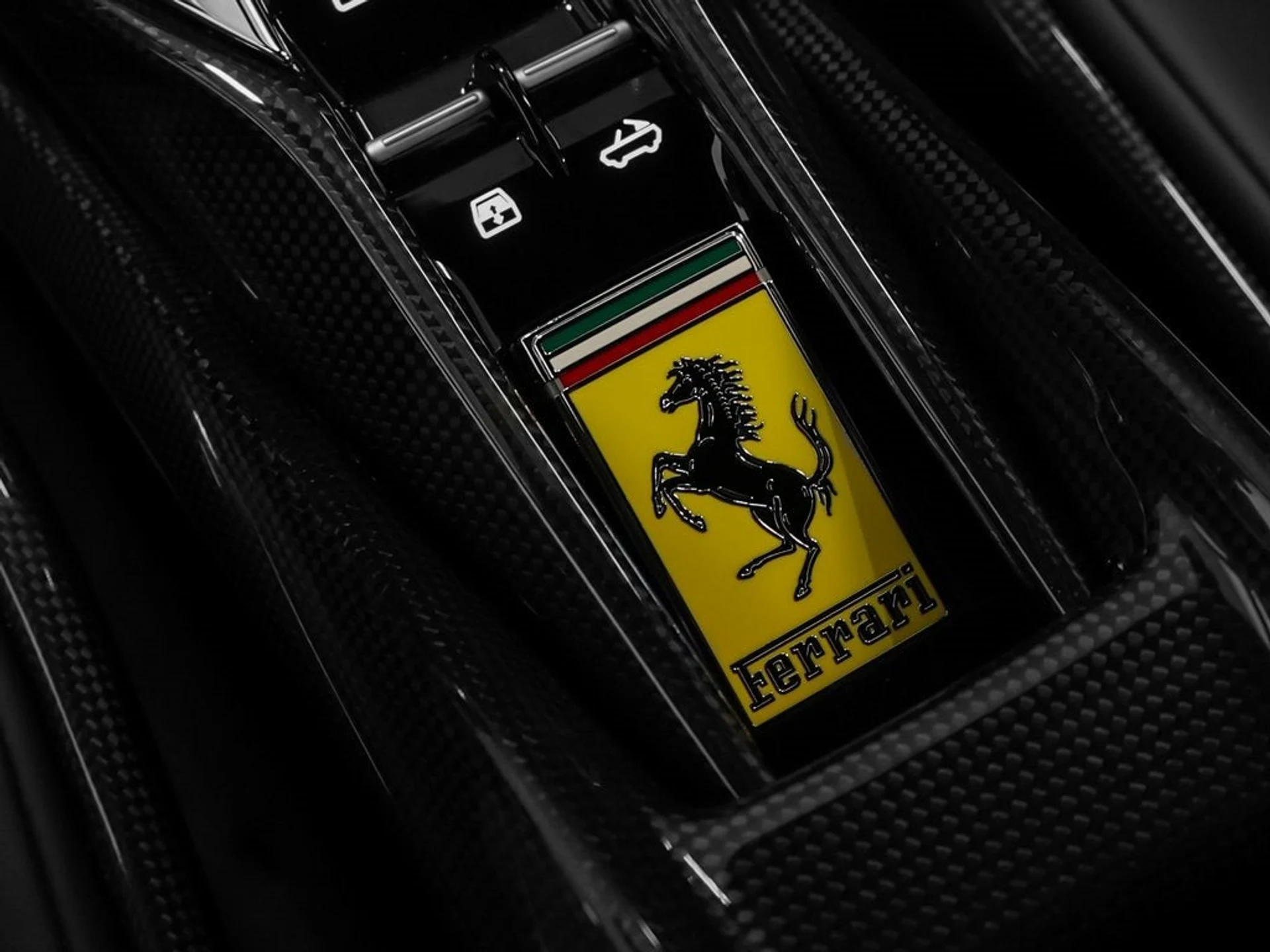 mph062_1563874668_63_89e25c25e4