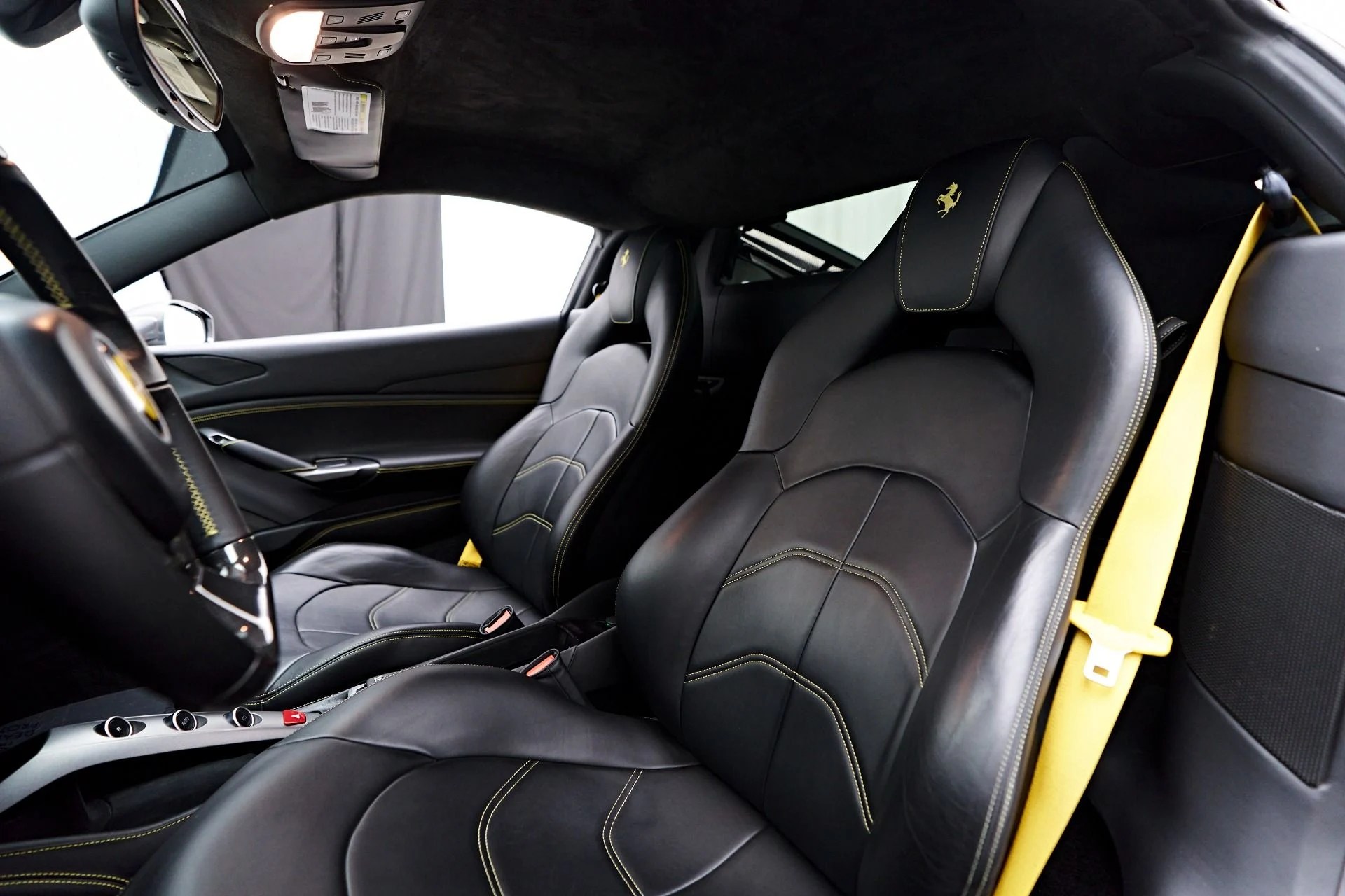 mph062_1587995740_Used_2016_Ferrari_488_GTB_Base_1755995813_cf73510084