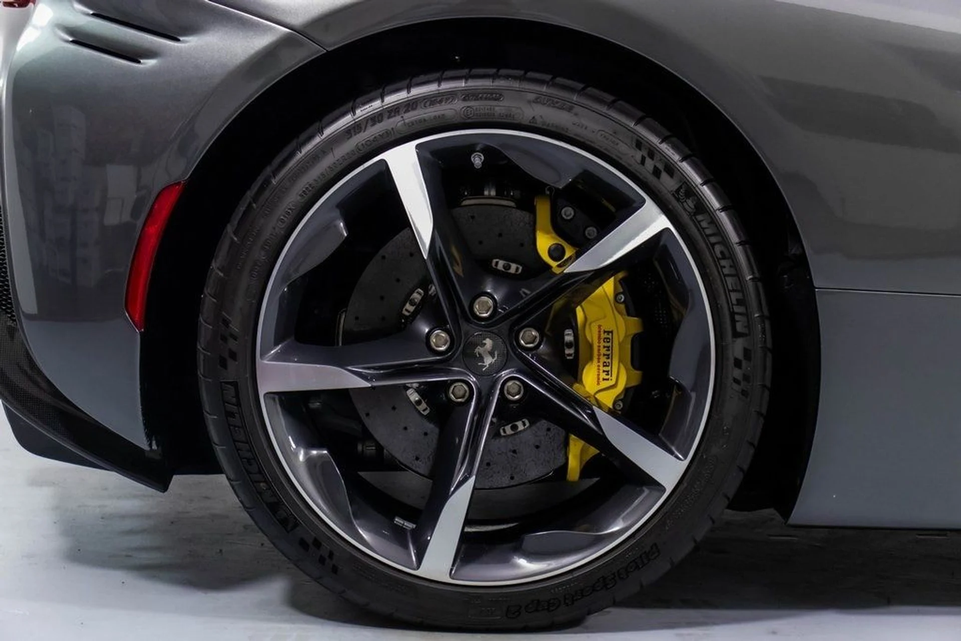 mph062_163921500_8350c863dff7dc49a66949b8a2537c8fx_dc5d14b07e