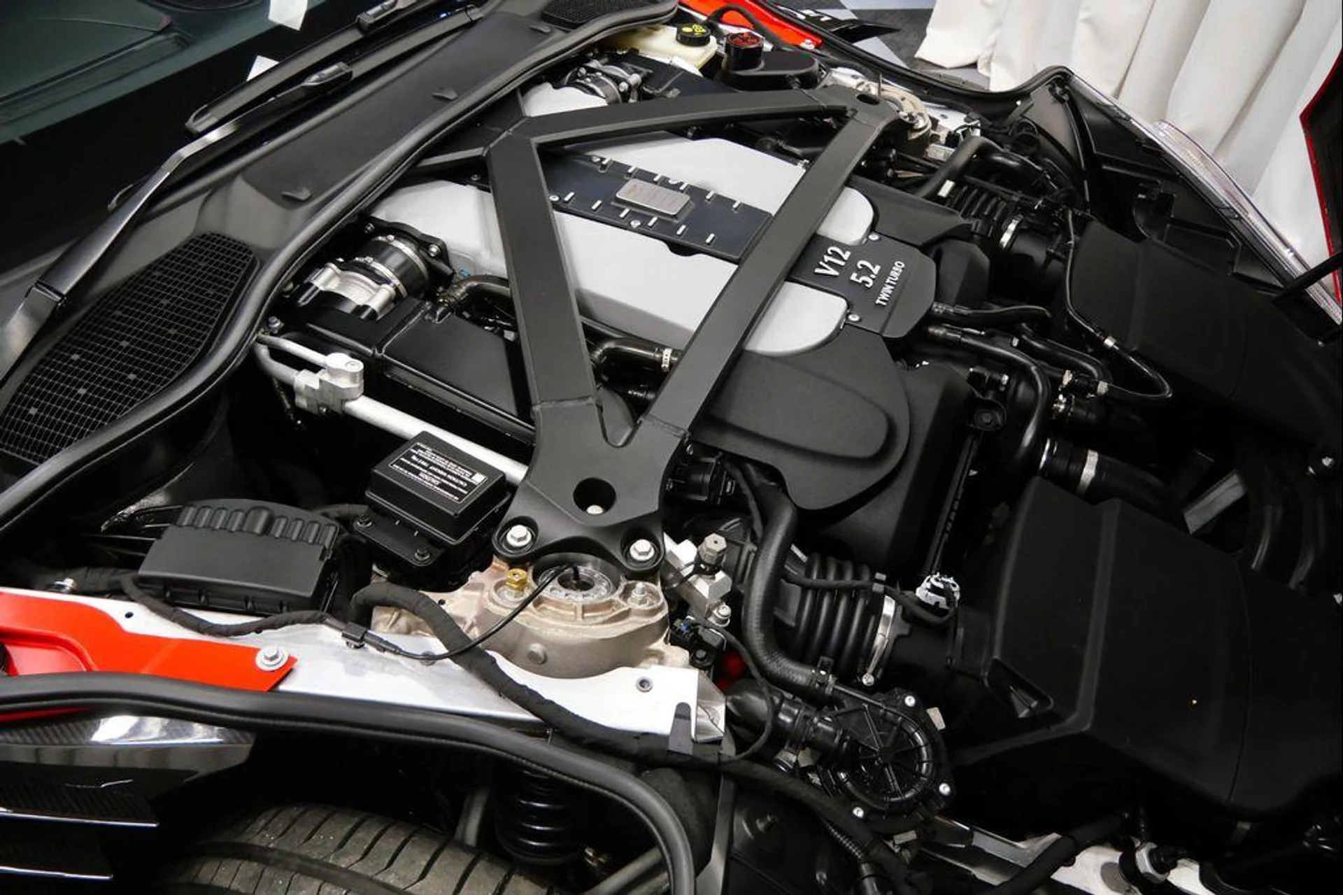 mph062_169023598_V_Wjlc8_Xmid_Juc_E_Jv_Q_Es7_Sl58_G_Ak_515e9c759b