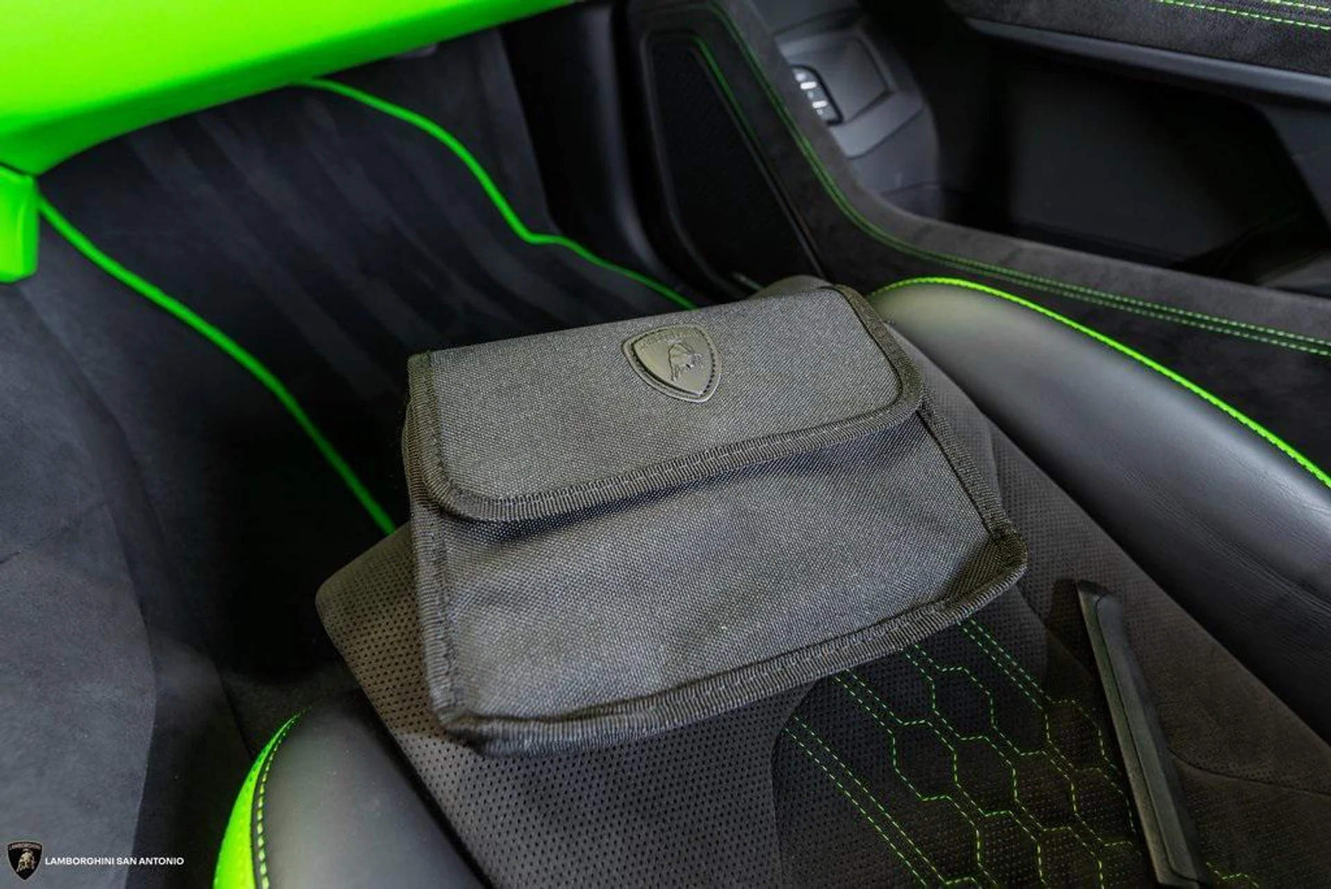 mph062_1696784351_i_PUO_6_Dv_DOX_4_Jzj_R80_Tsp_J5_Fijk_I_d5c944a5a3