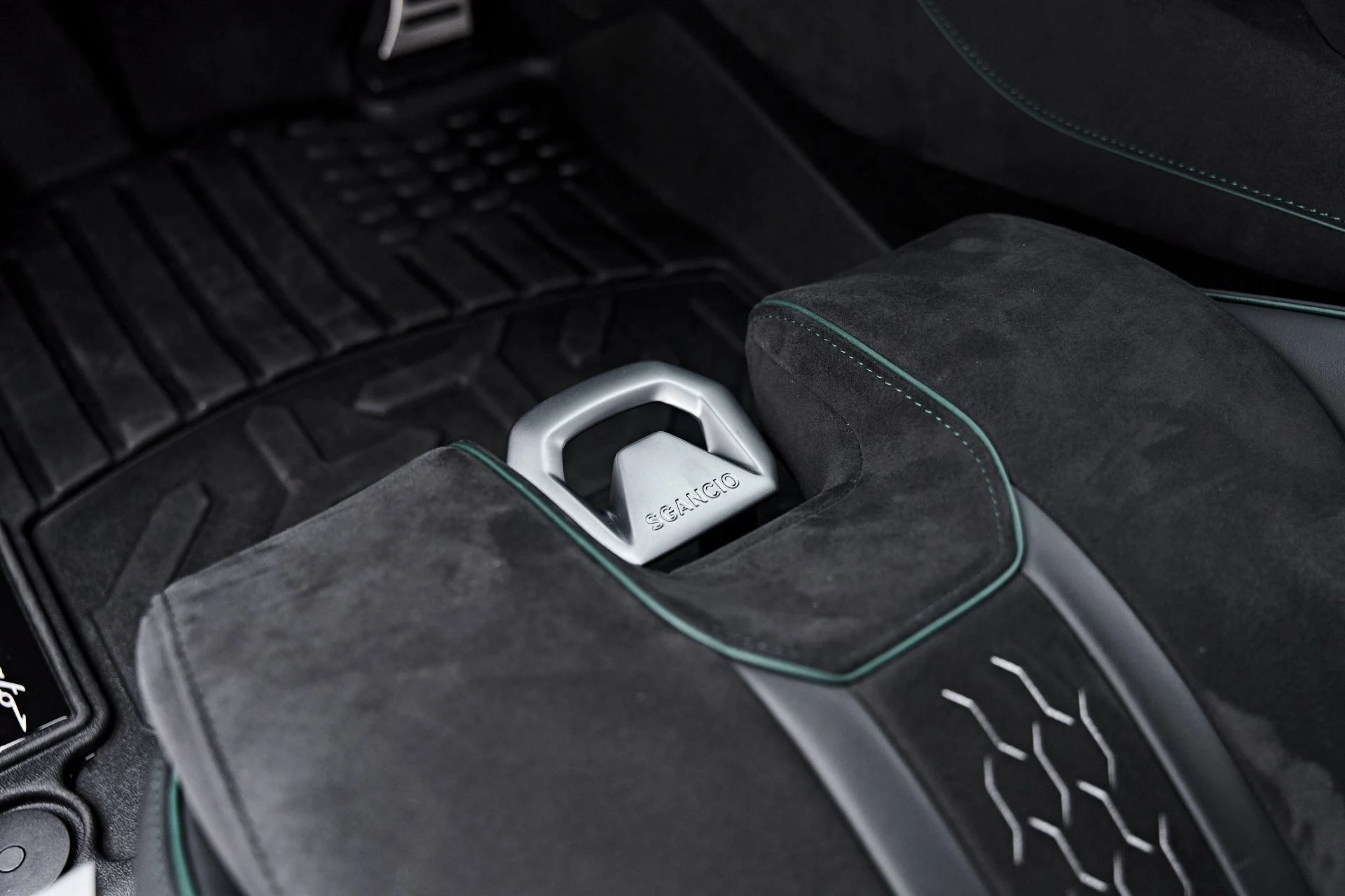 mph062_1717421860_Used_2024_Lamborghini_Huracan_Sterrato_Base_1790365041_d070069fa8